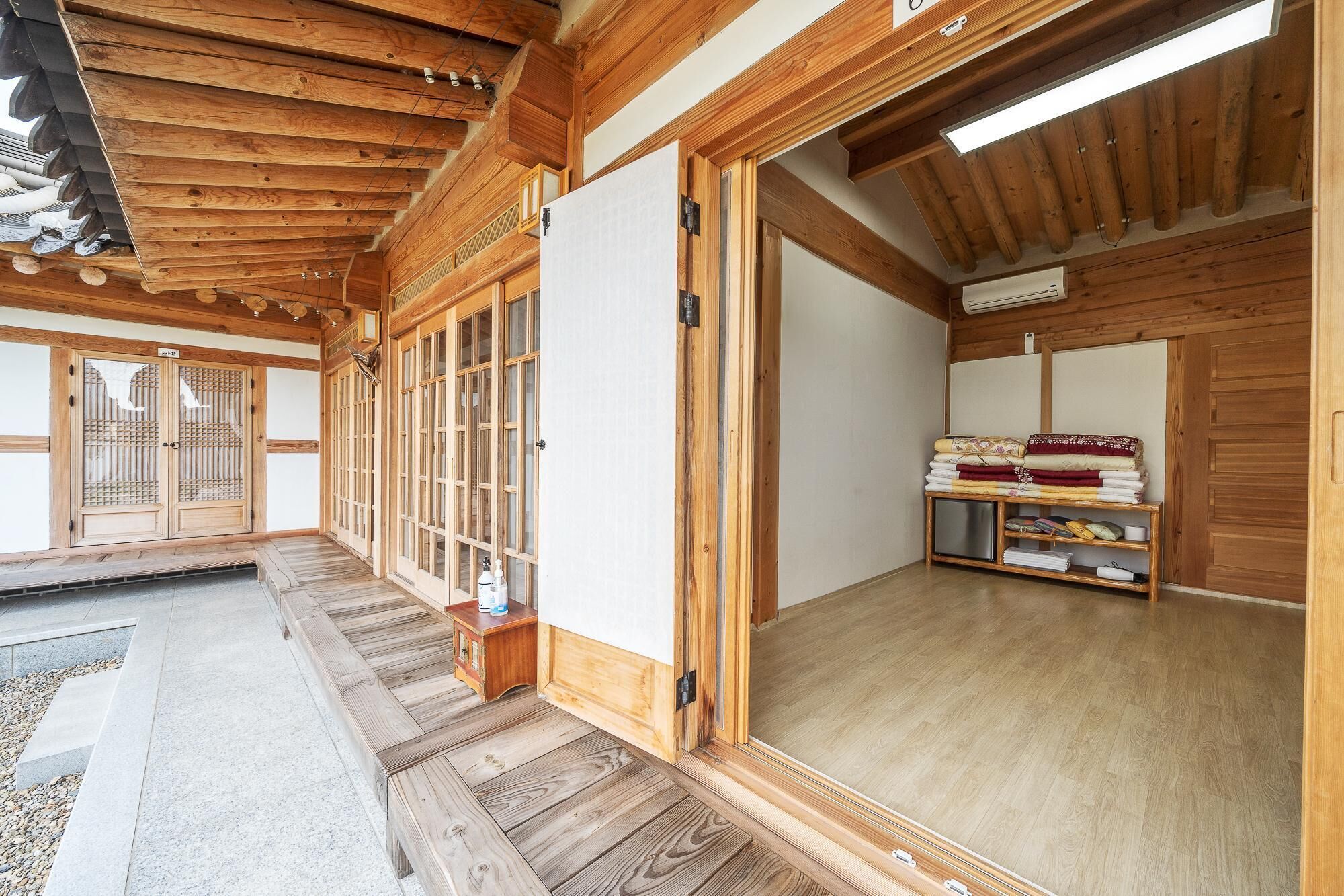 Gyeongju Wadamjung Hanok Pension