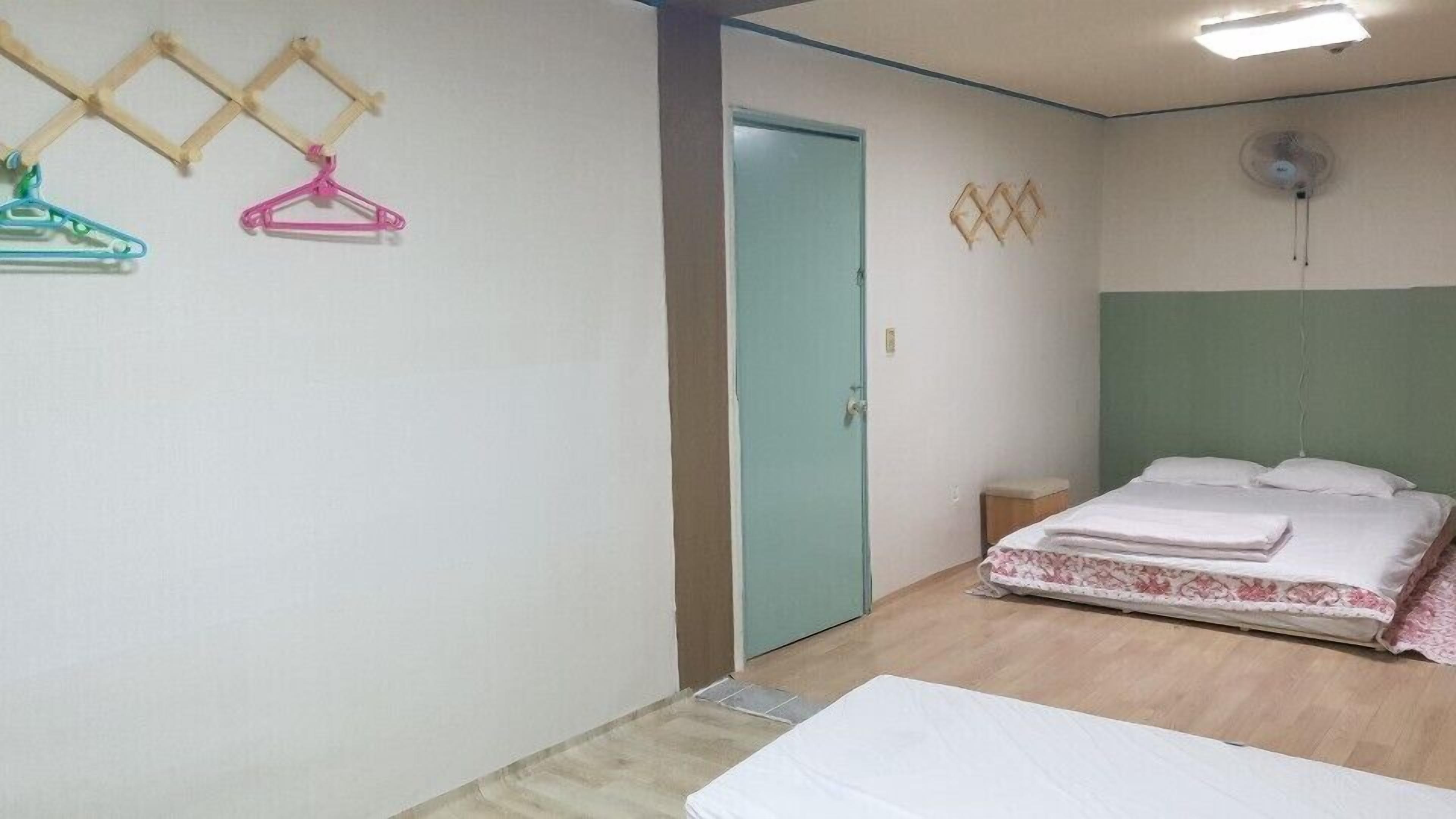 Hae Won Jang Motel