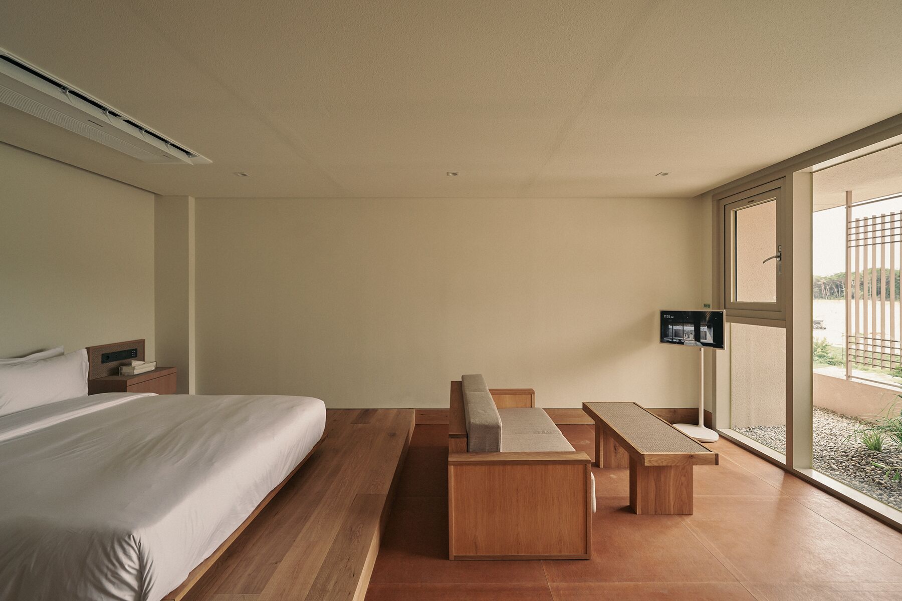 IJE Hotel