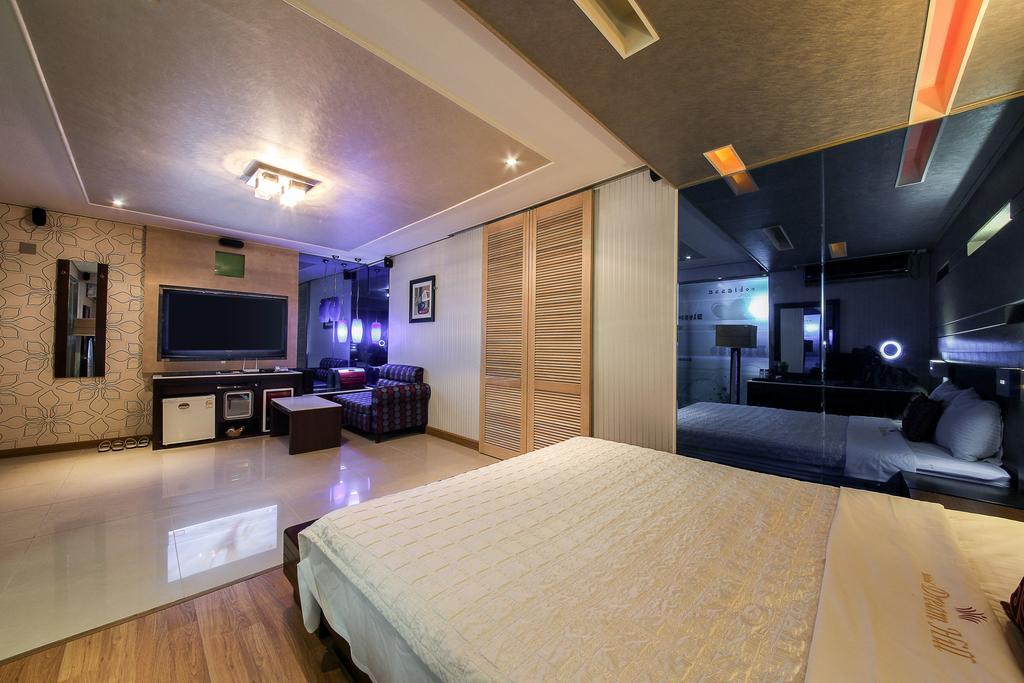 N Motel MG Stay