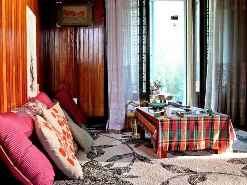 Nomad House