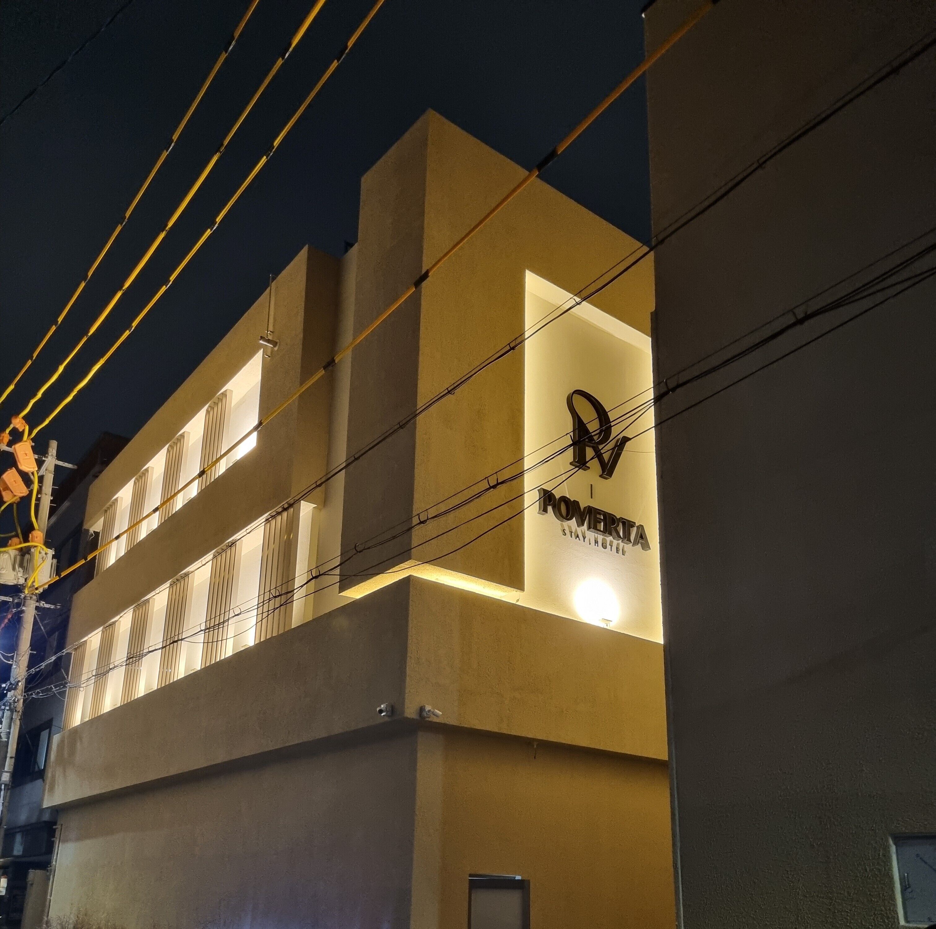Poverta Stay Hotel