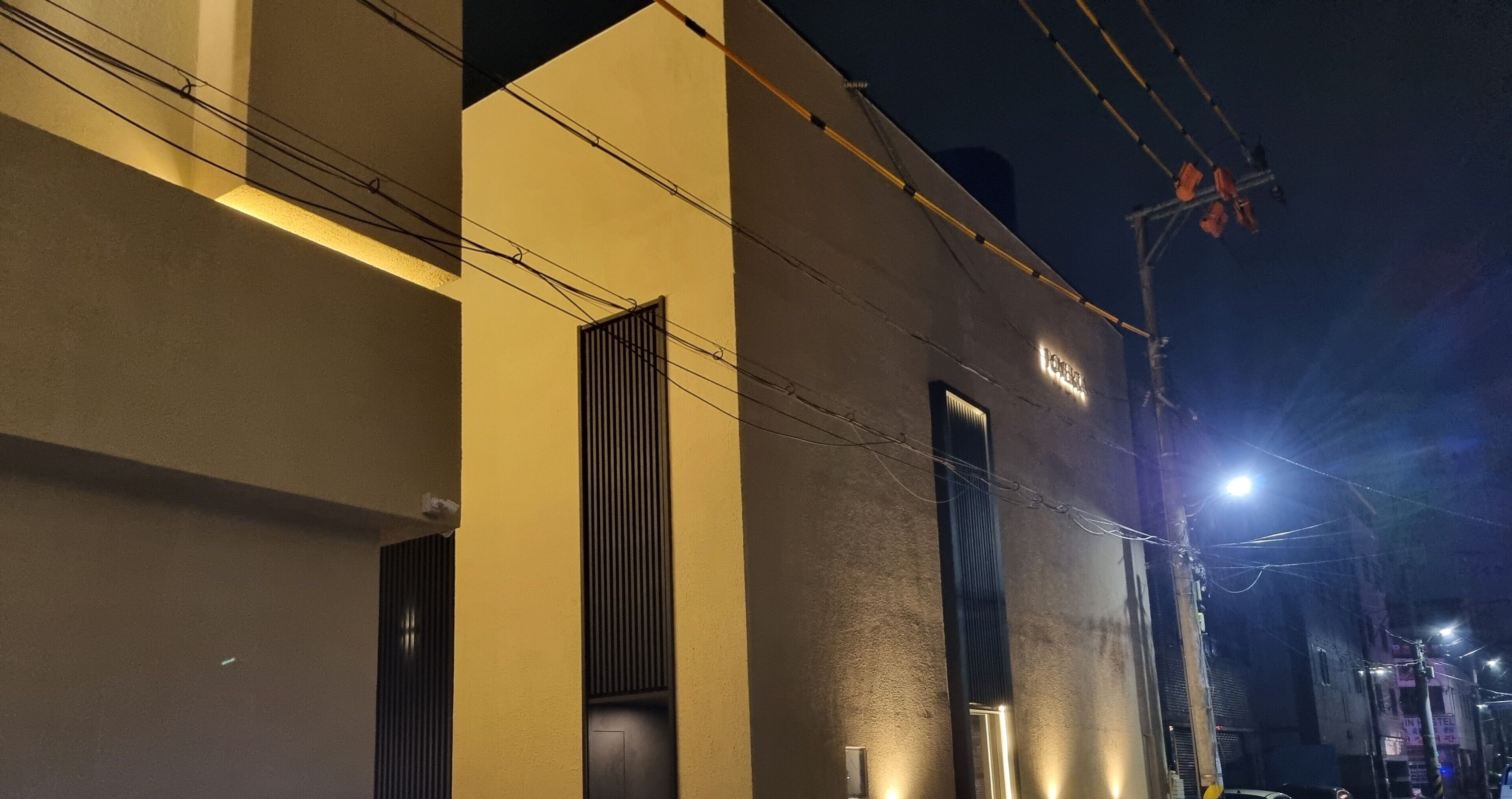 Poverta Stay Hotel