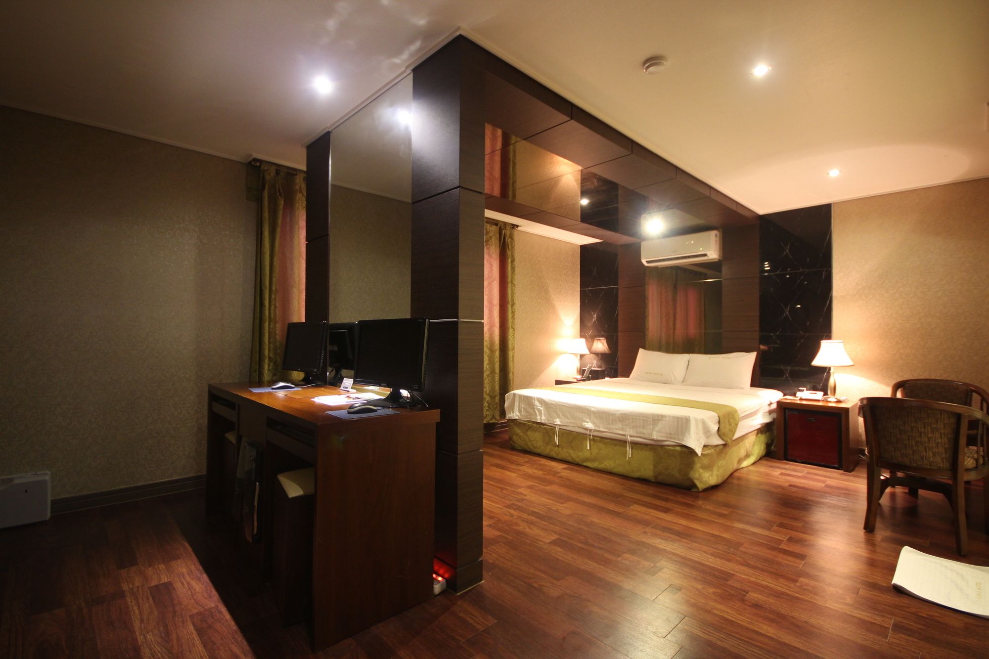Gridt Hotel