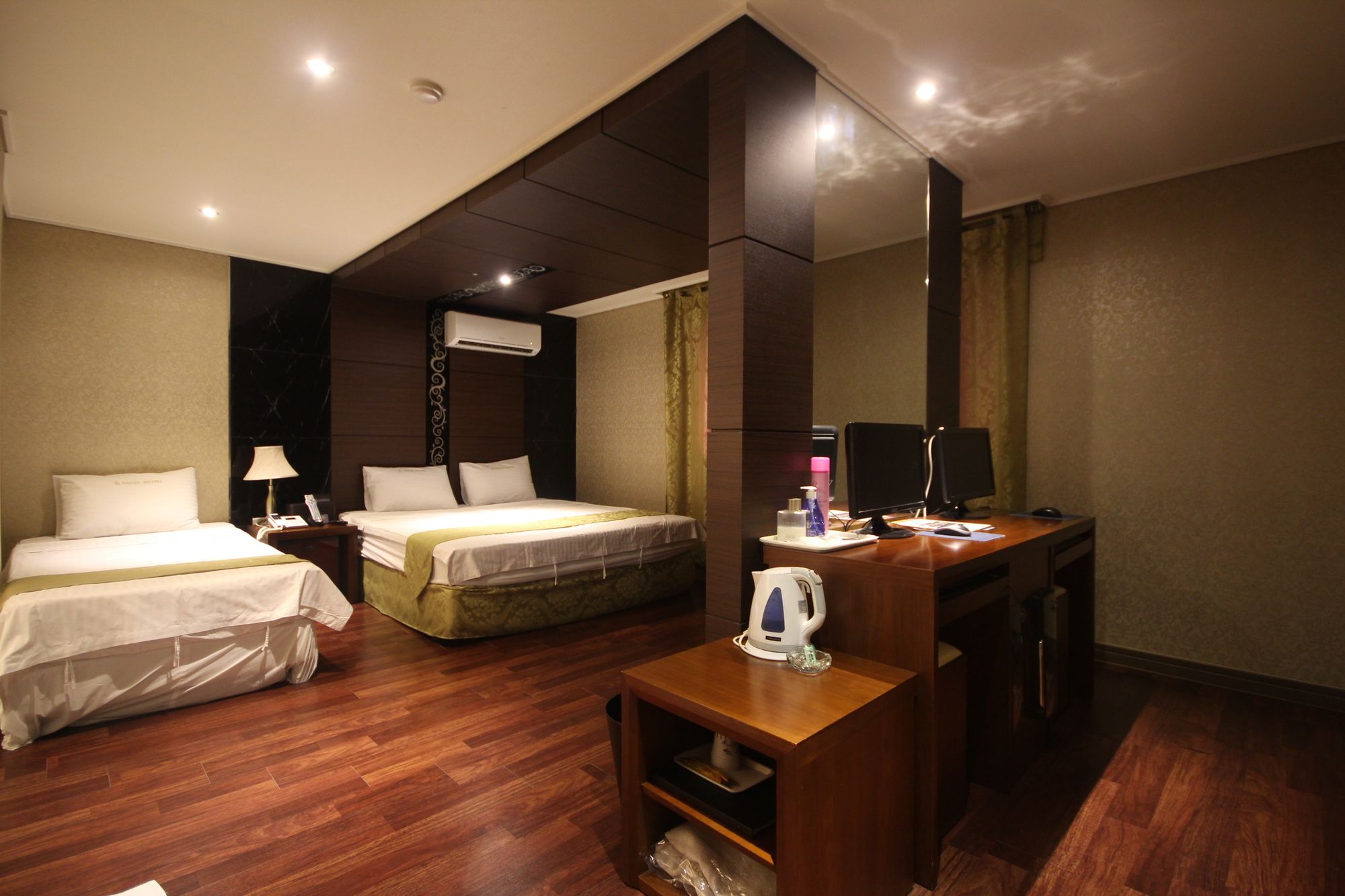 Gridt Hotel