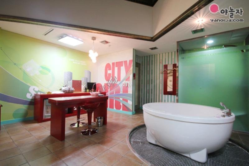 Sugar Hotel