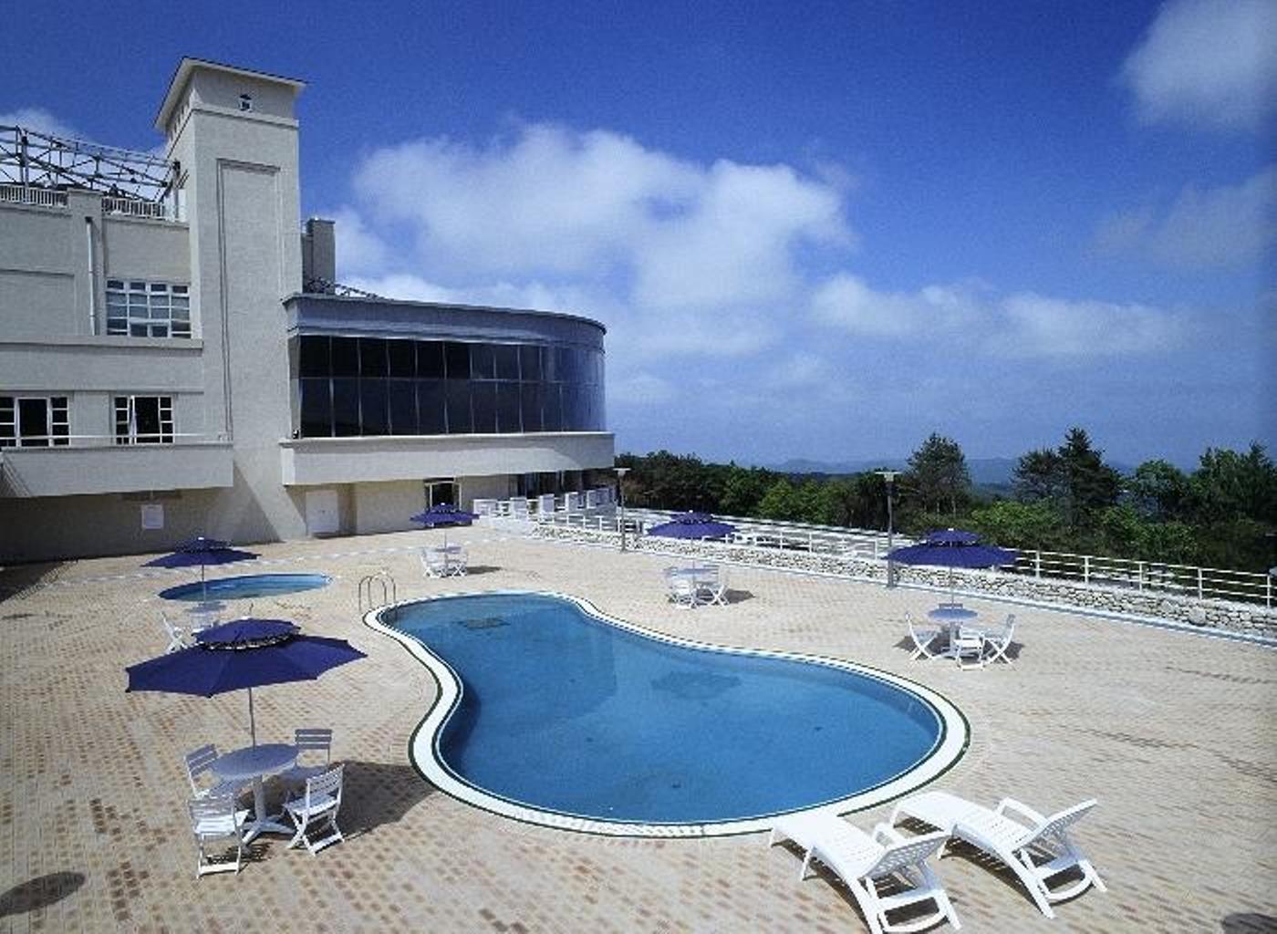 The Mauna Ocean Resort