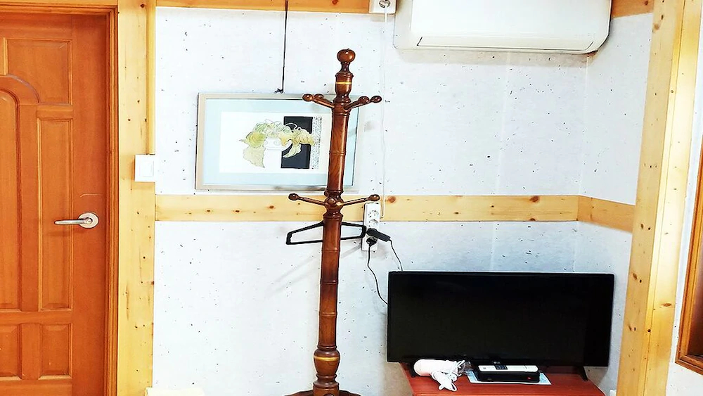 Yeokrakjae Hanok Guesthouse