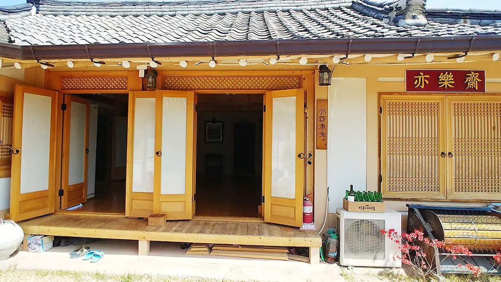 Yeokrakjae Hanok Guesthouse
