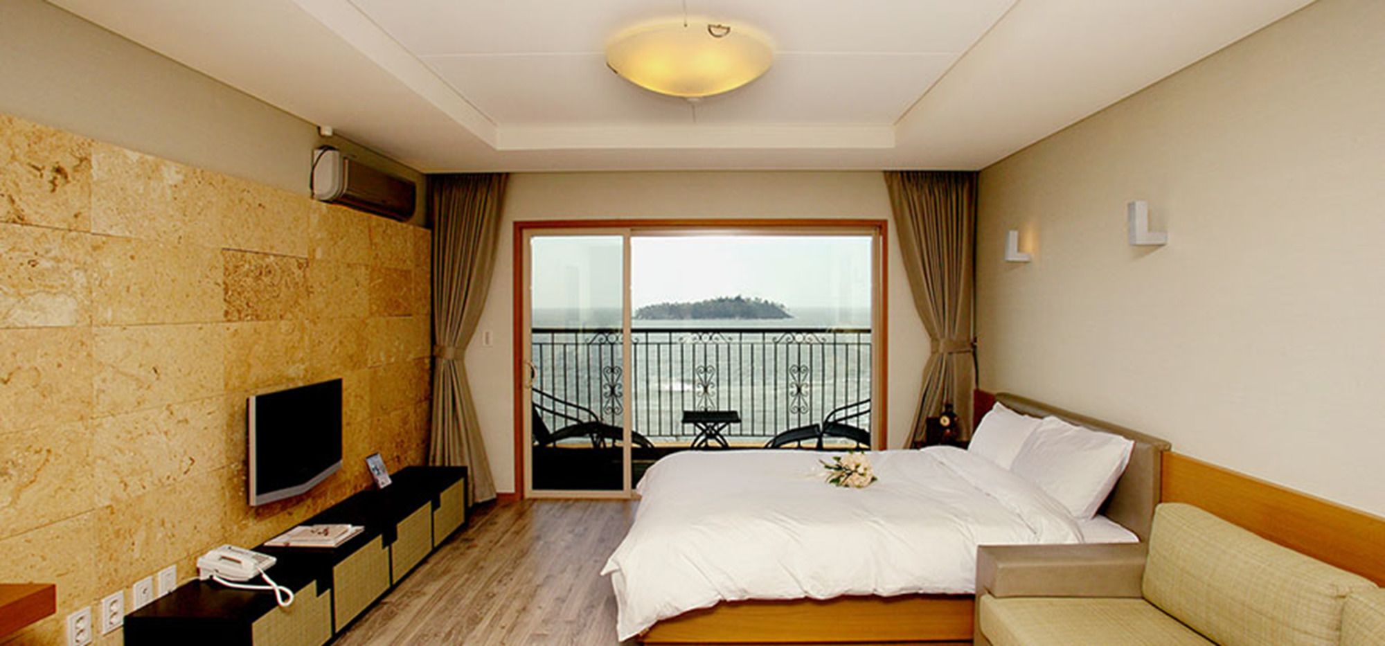 El Dorado Resort