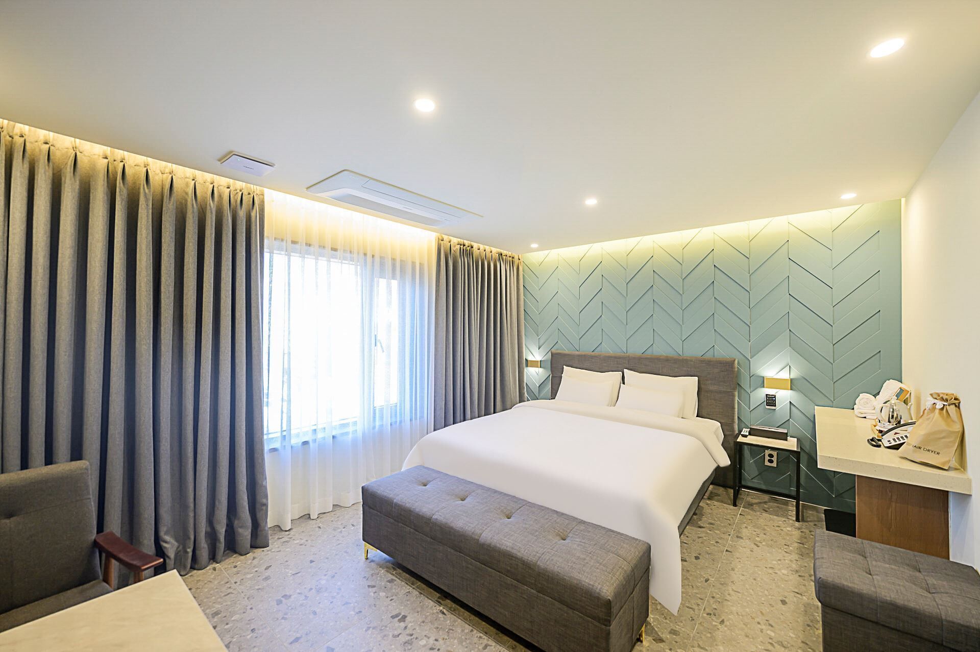 Mokpo H Avenue Hotel Peace Plaza