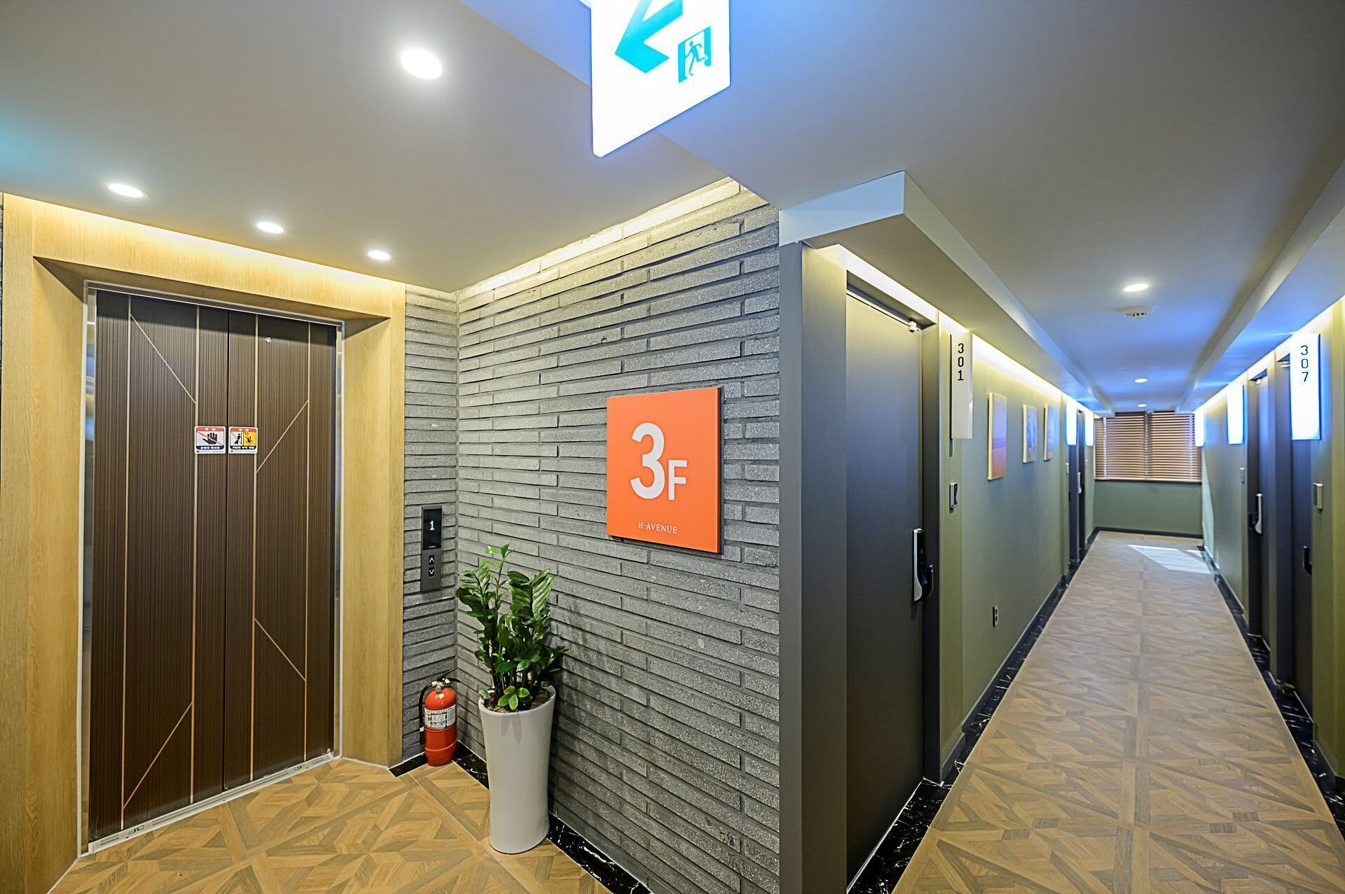 Mokpo H Avenue Hotel Peace Plaza