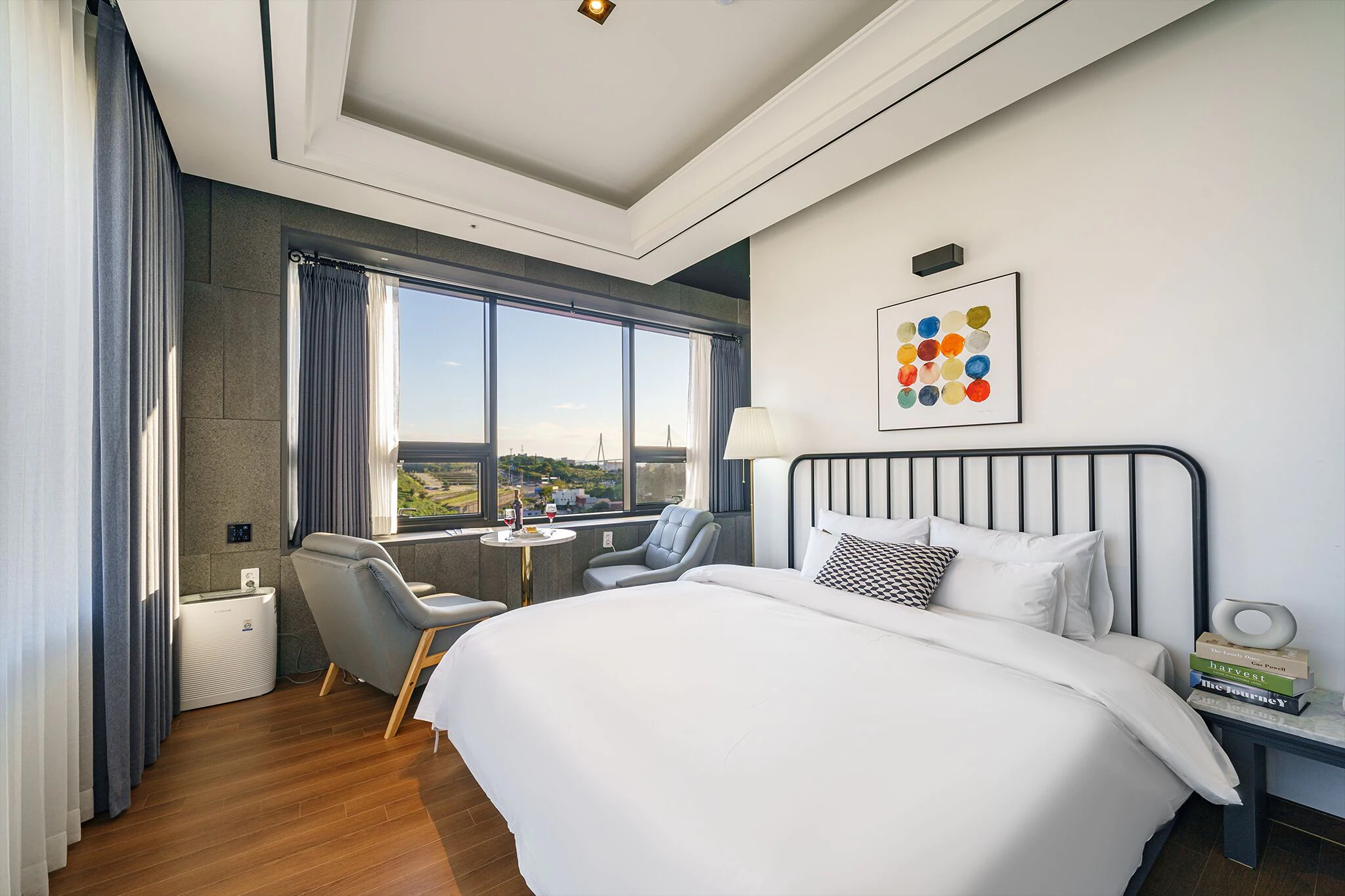 Urban Hotel
