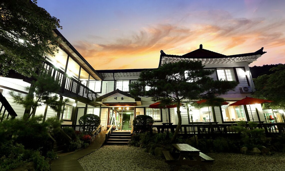Dasup Pension
