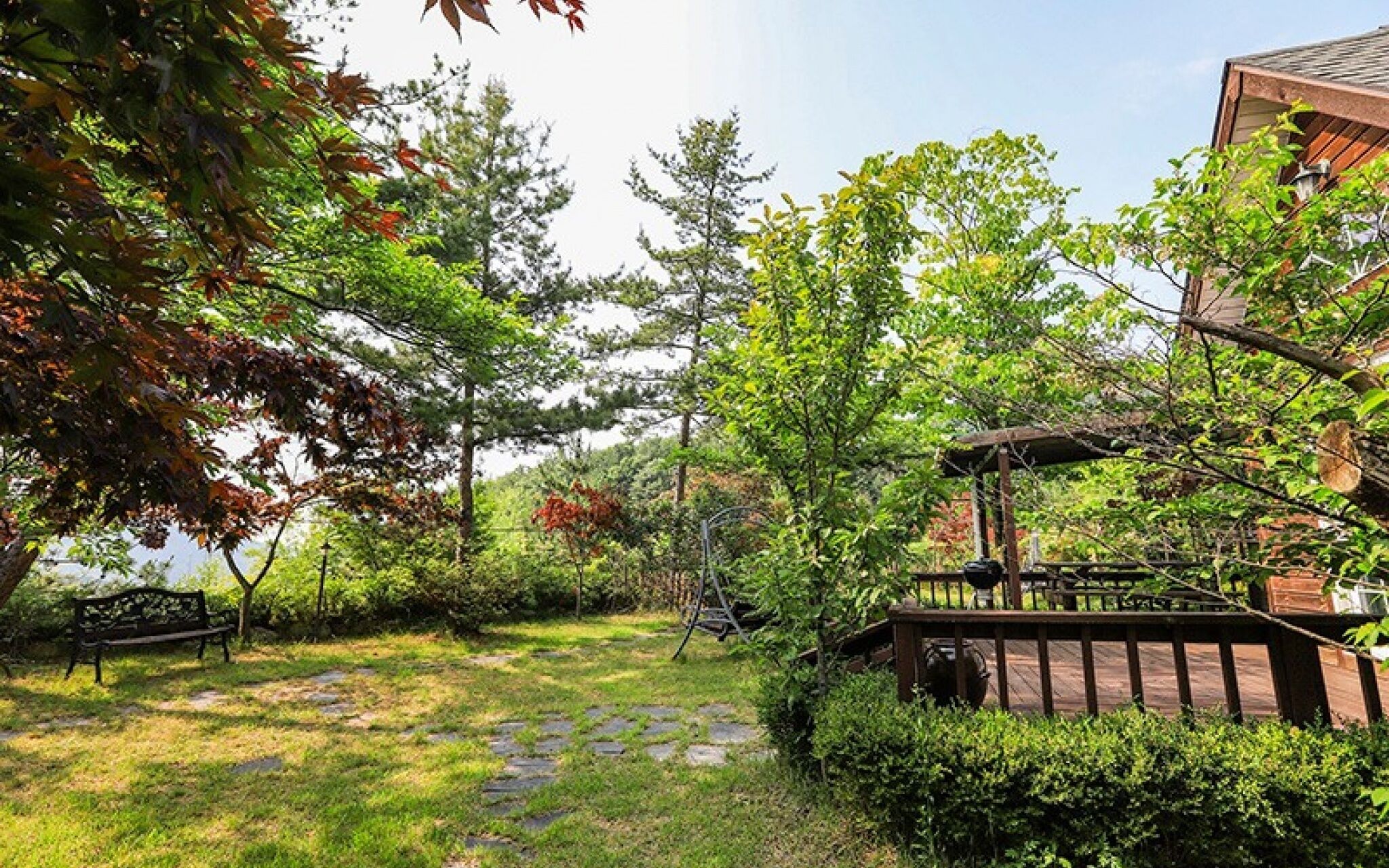 Muju Bandi Pension
