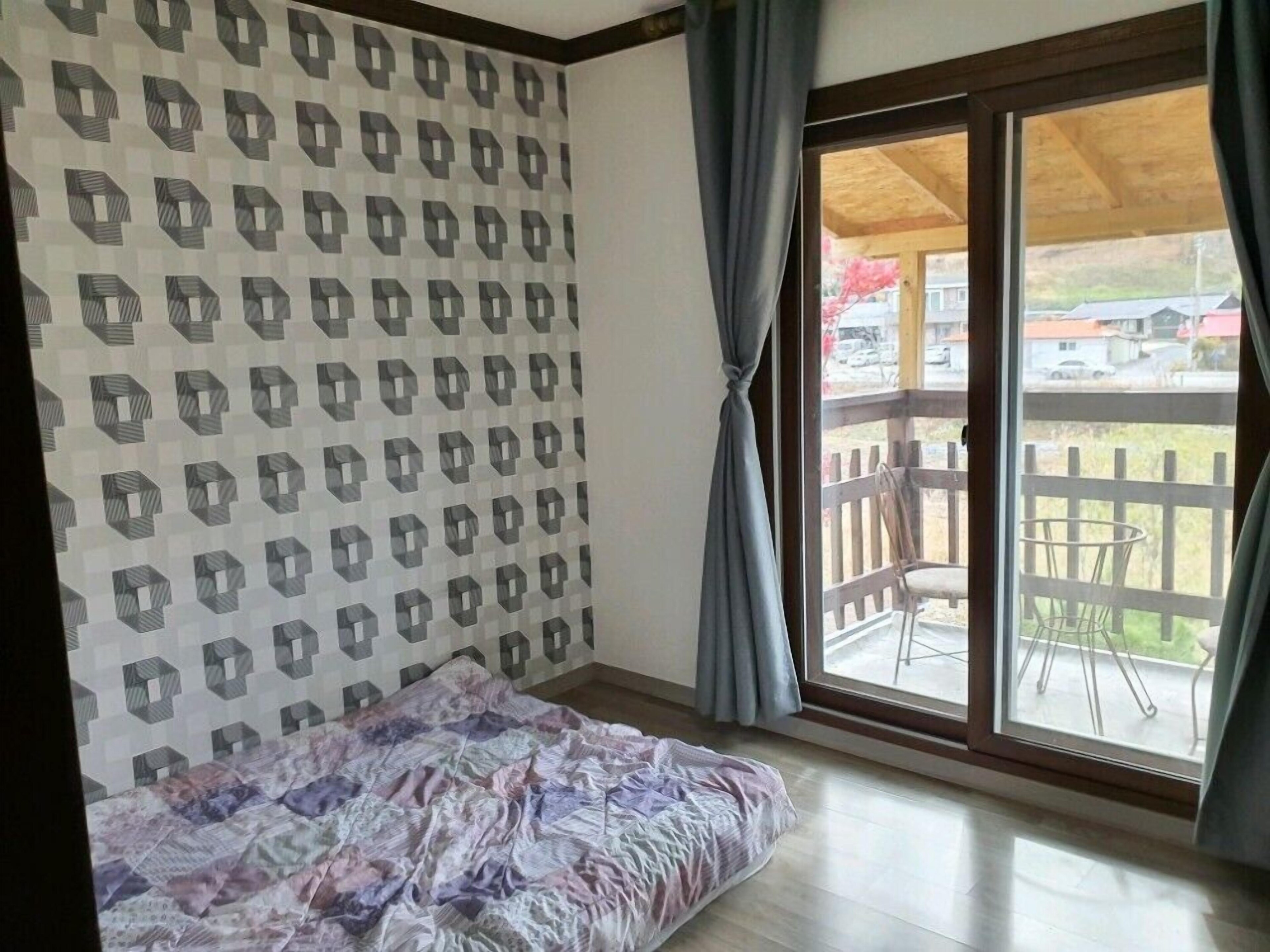 Muju Caravan Pesnion