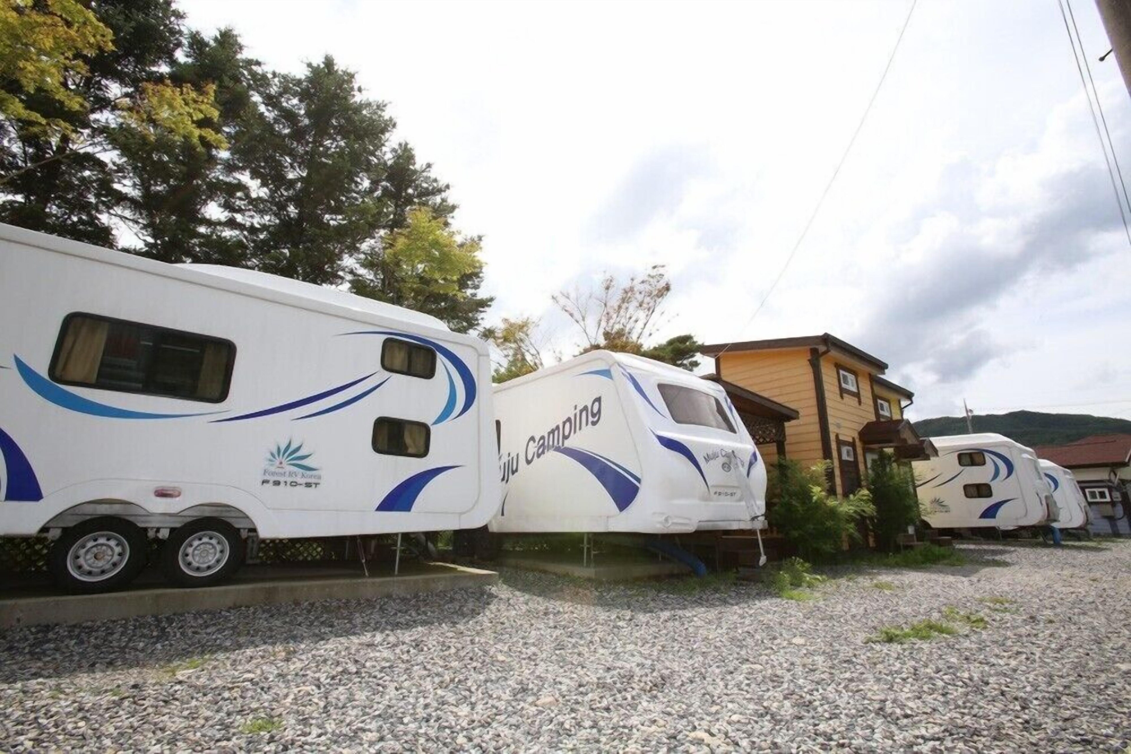 Muju Caravan Pesnion