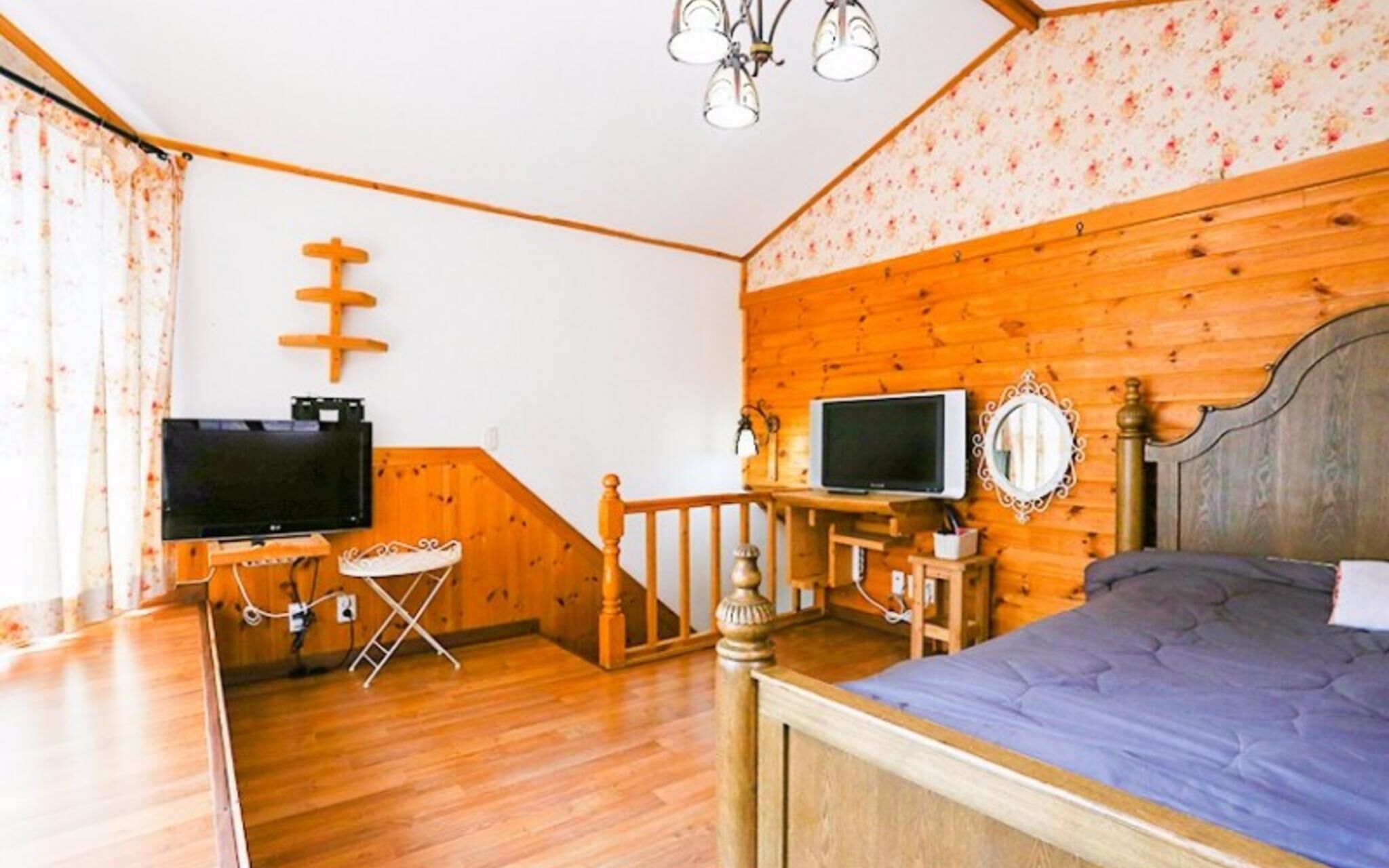 Muju Clouds Pension