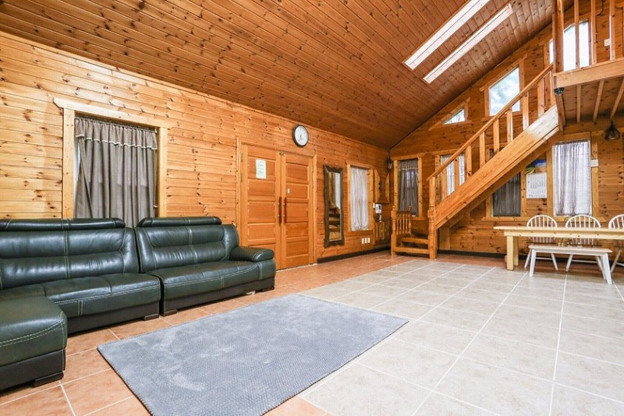 Muju Clouds Pension