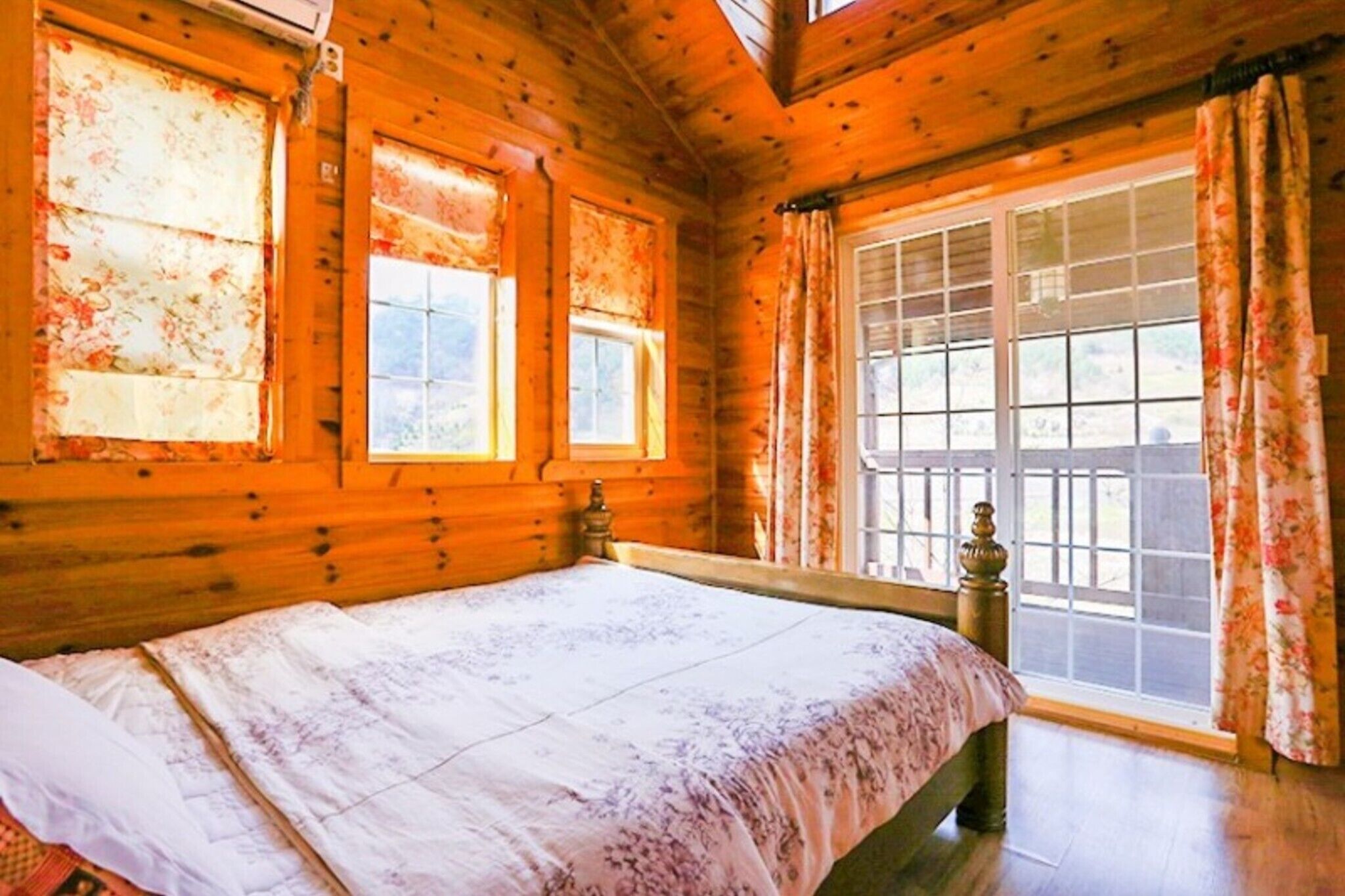Muju Clouds Pension