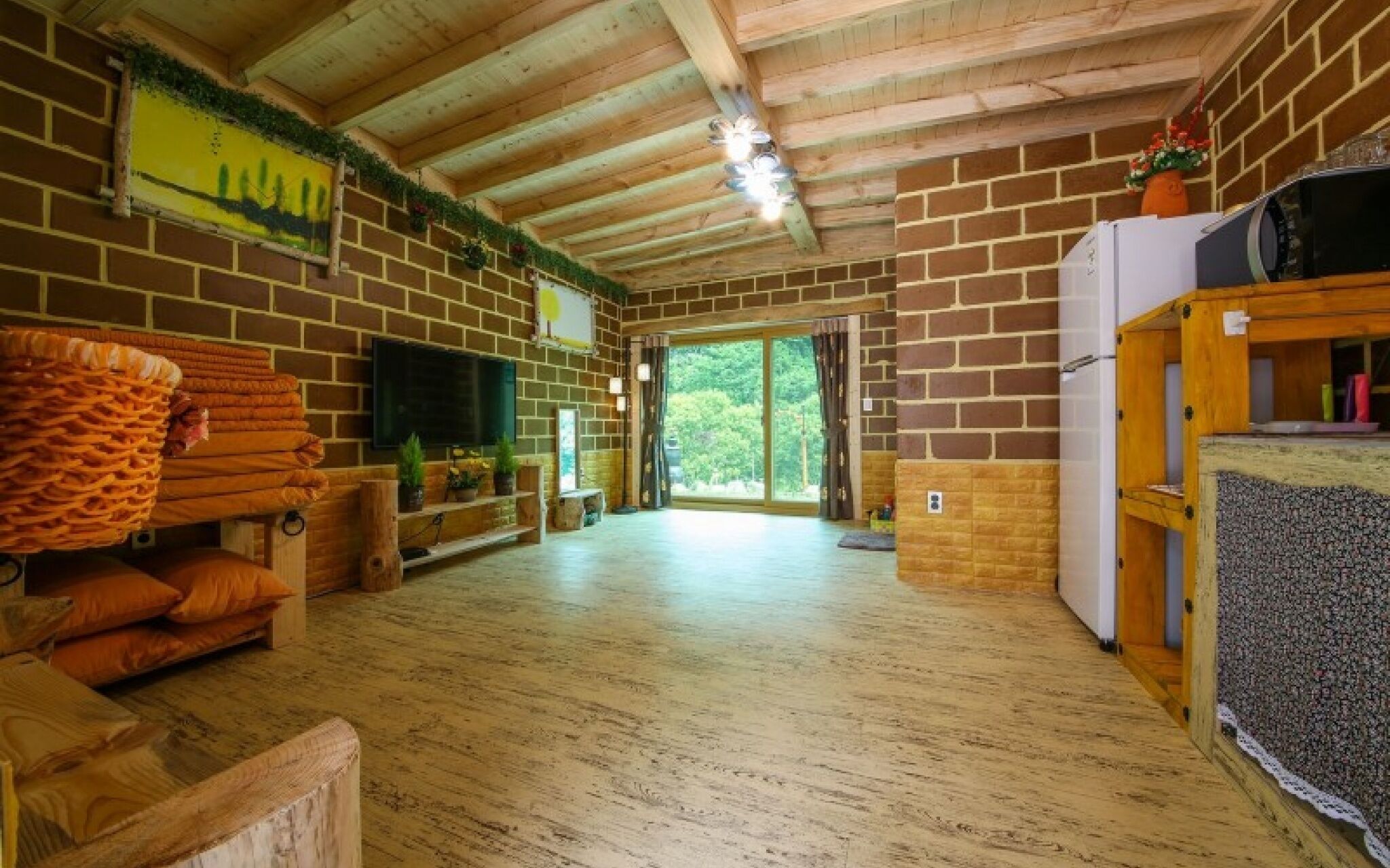 Muju Heukjip Punggyeong Pension