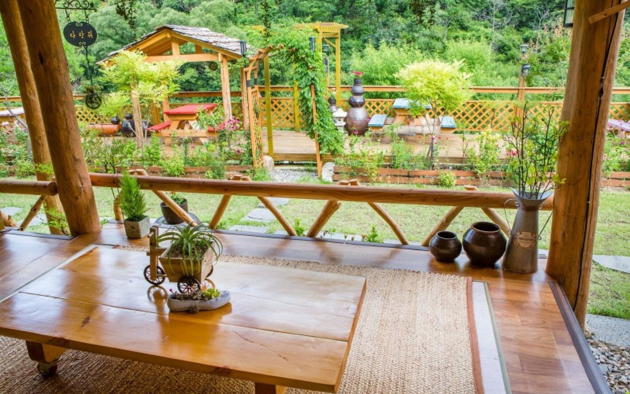 Muju Heukjip Punggyeong Pension