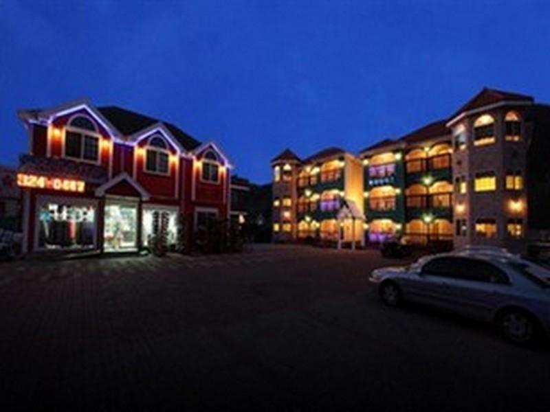 Muju Paradise Pension