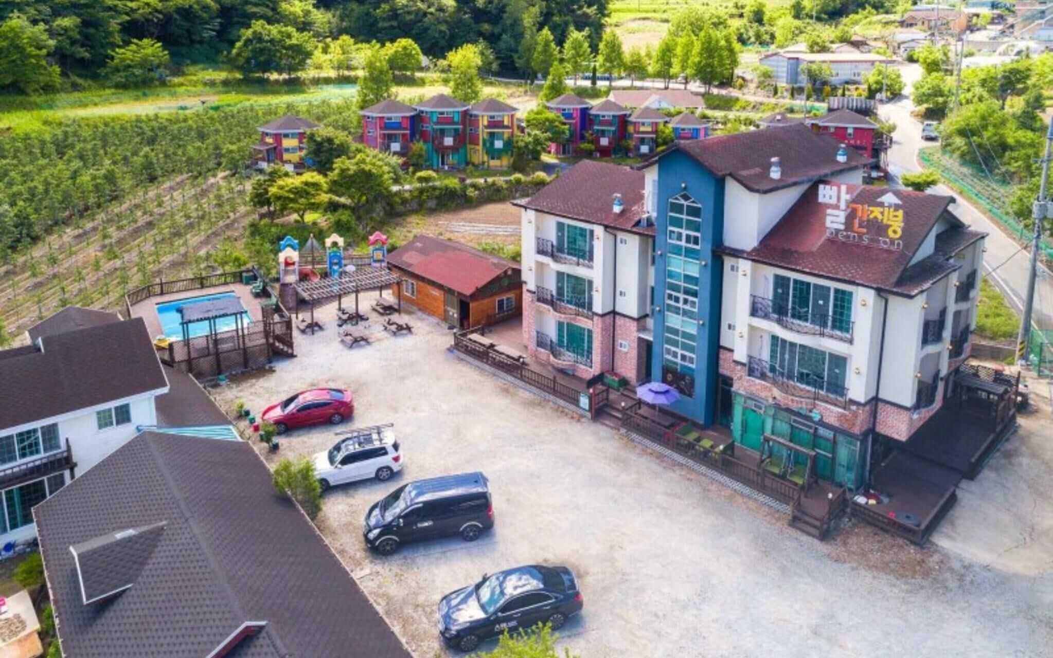 Muju Ppalganjibung Ski Shop Pension