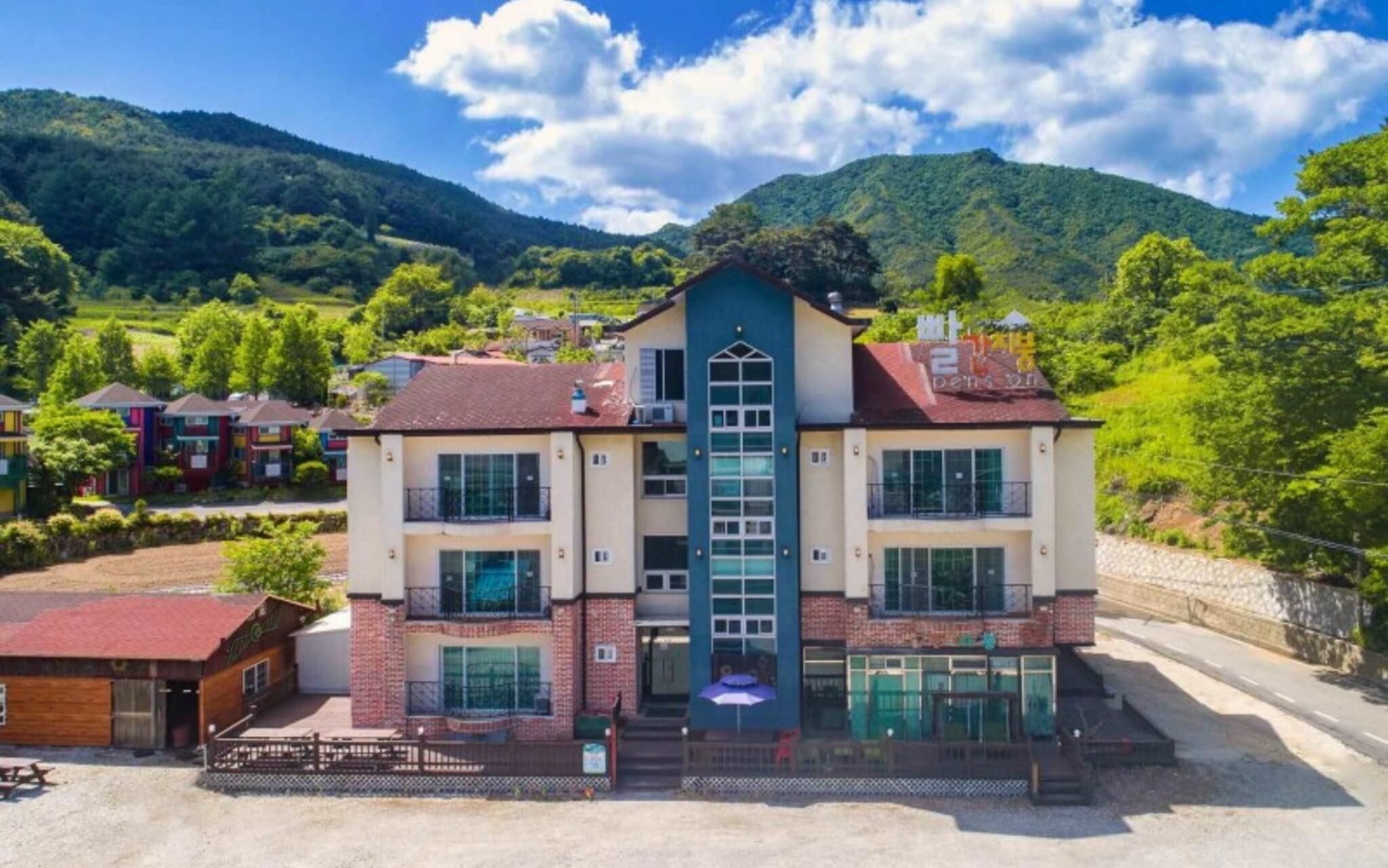 Muju Ppalganjibung Ski Shop Pension
