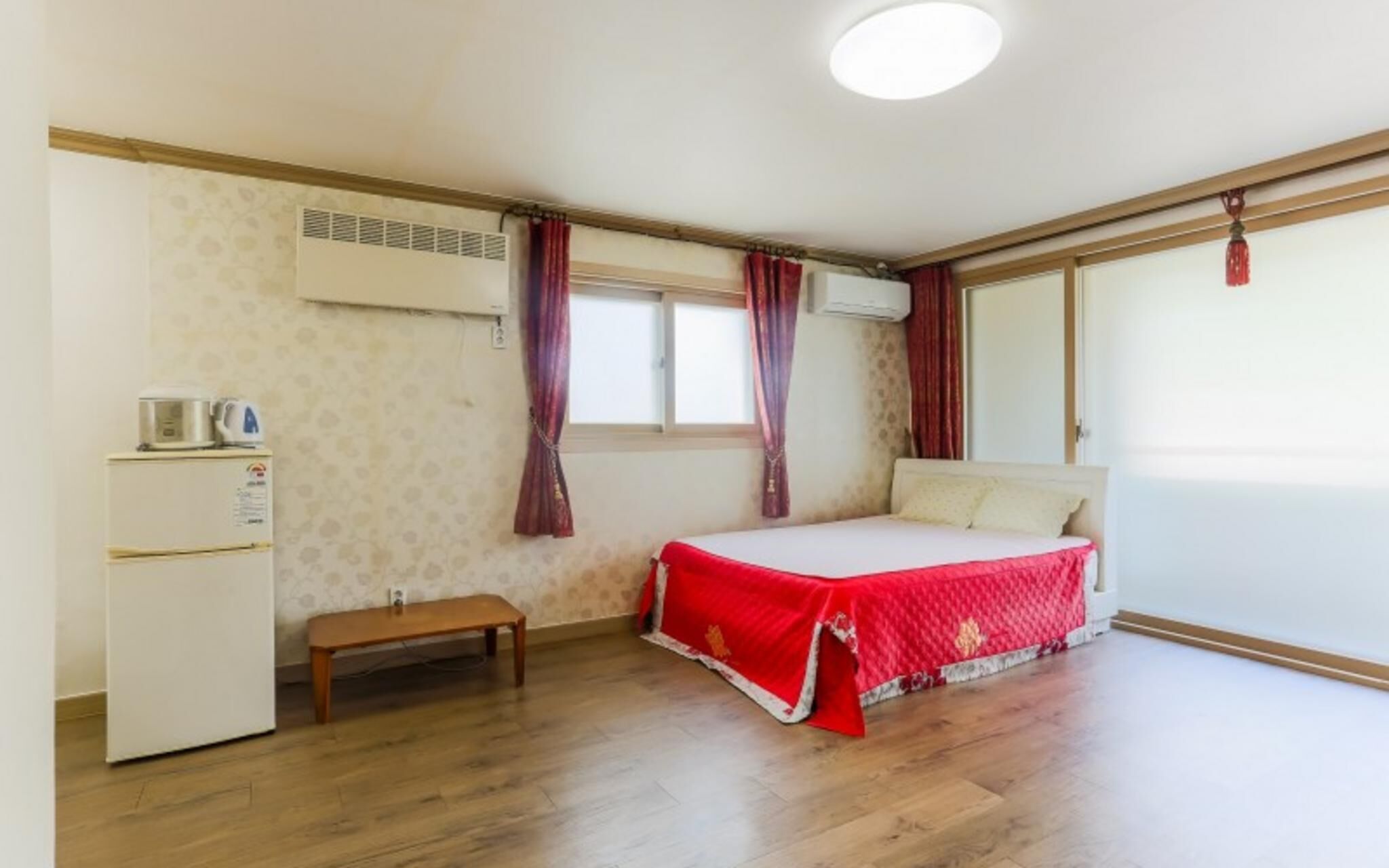 Muju Rainbow Pension