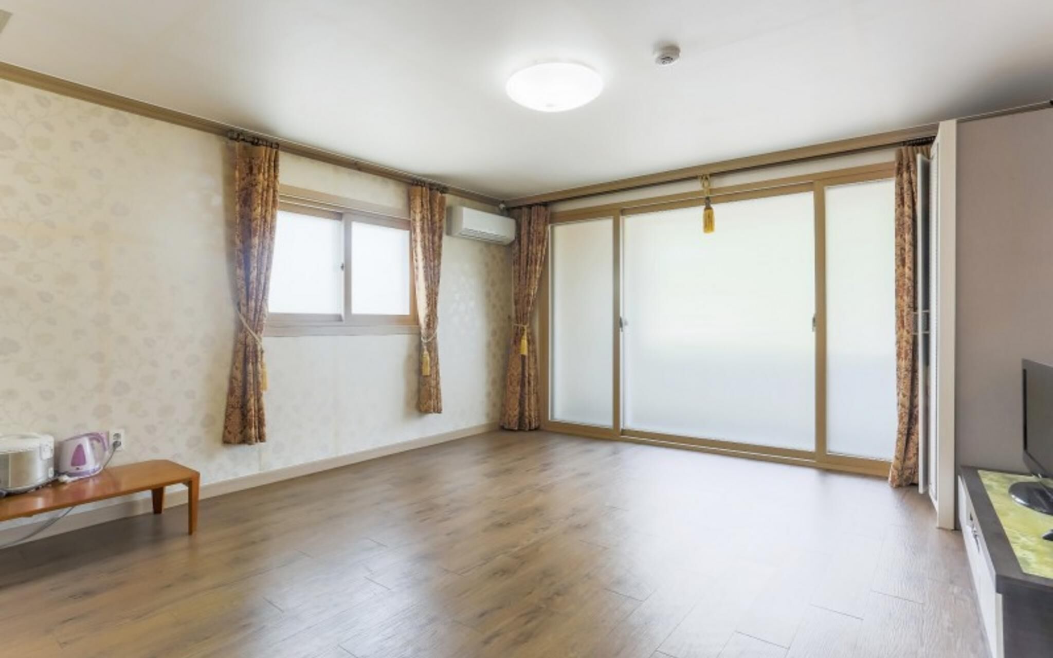 Muju Rainbow Pension