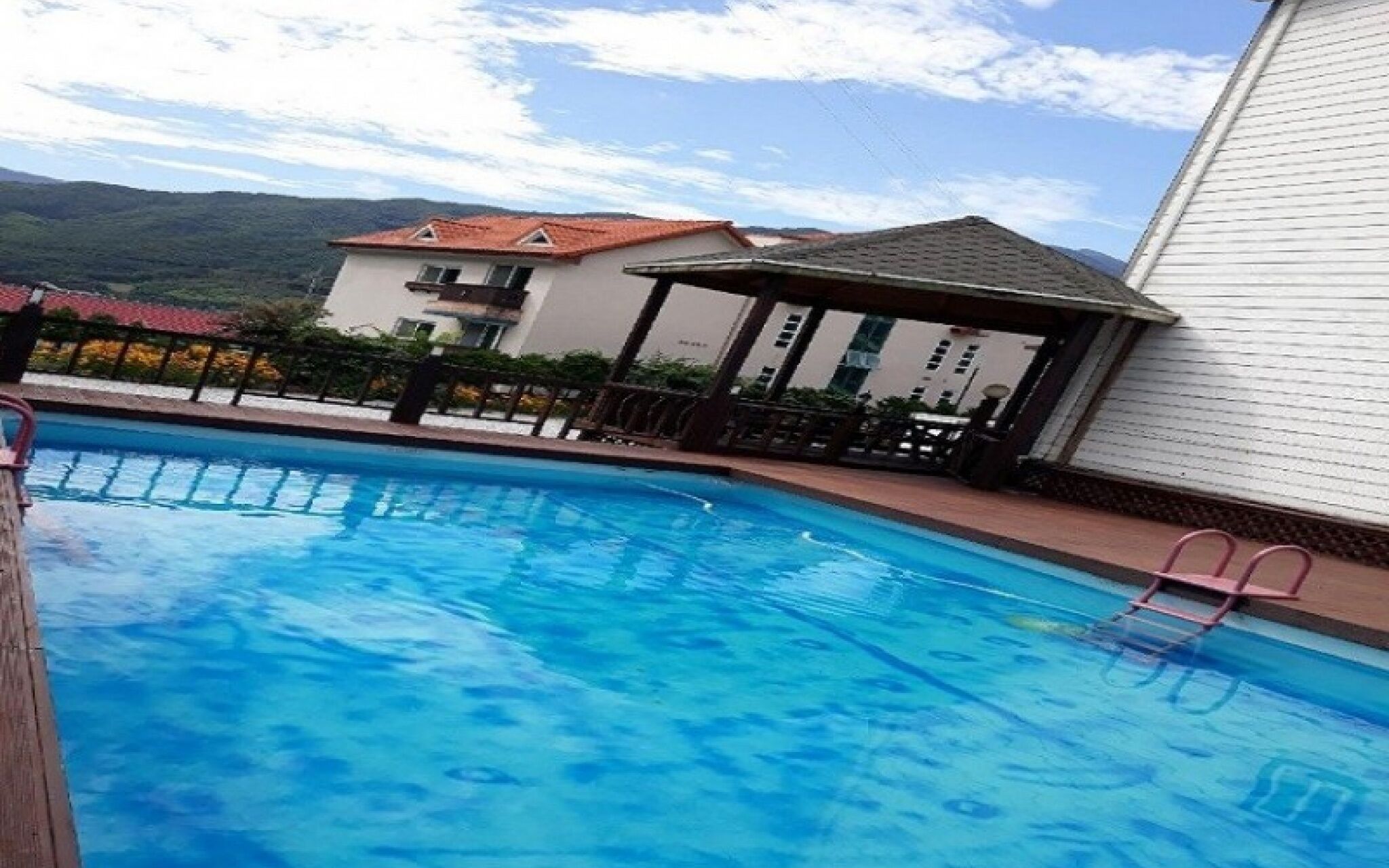 Muju Snowflower Travel Pension