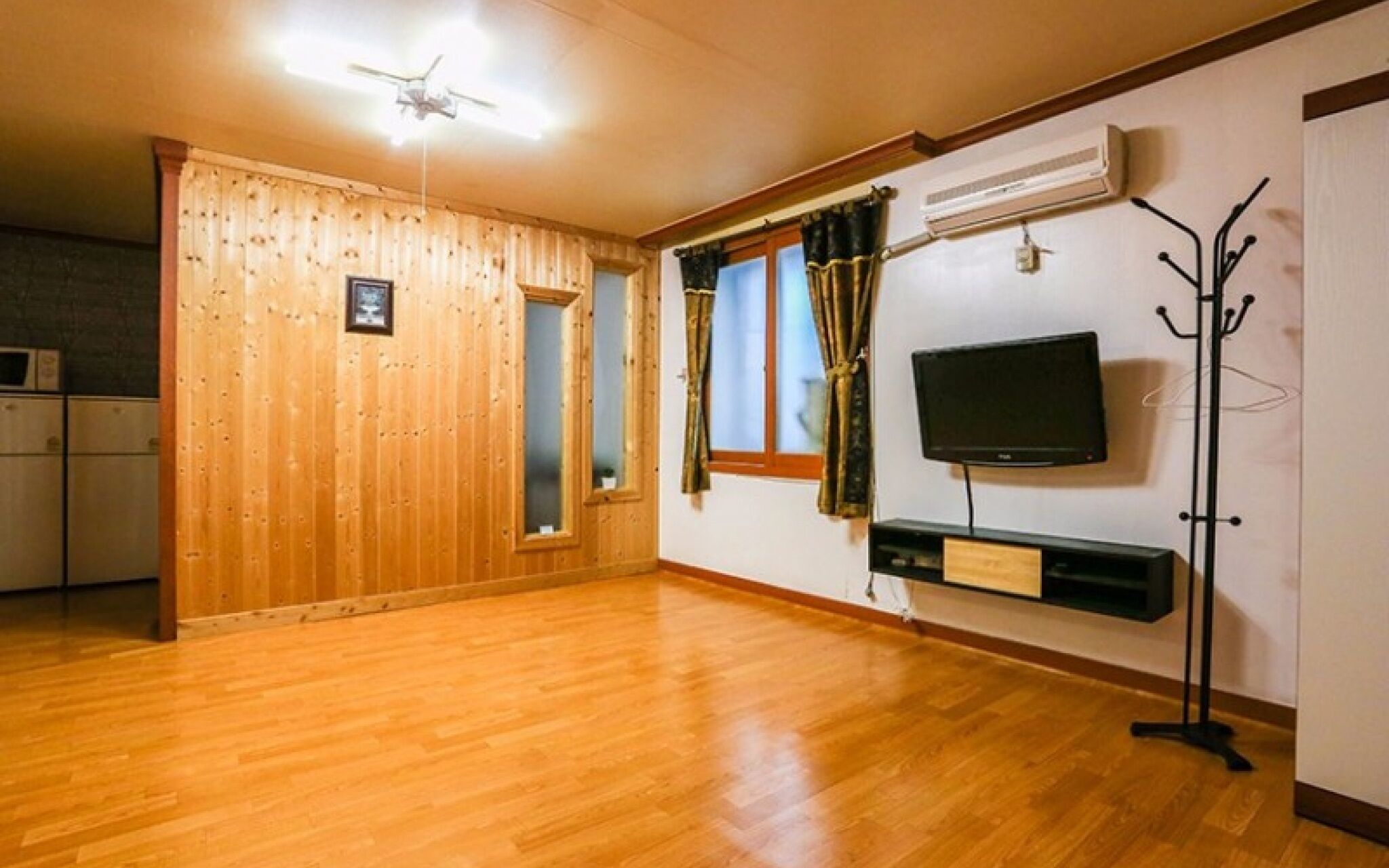 Muju Snowflower Travel Pension