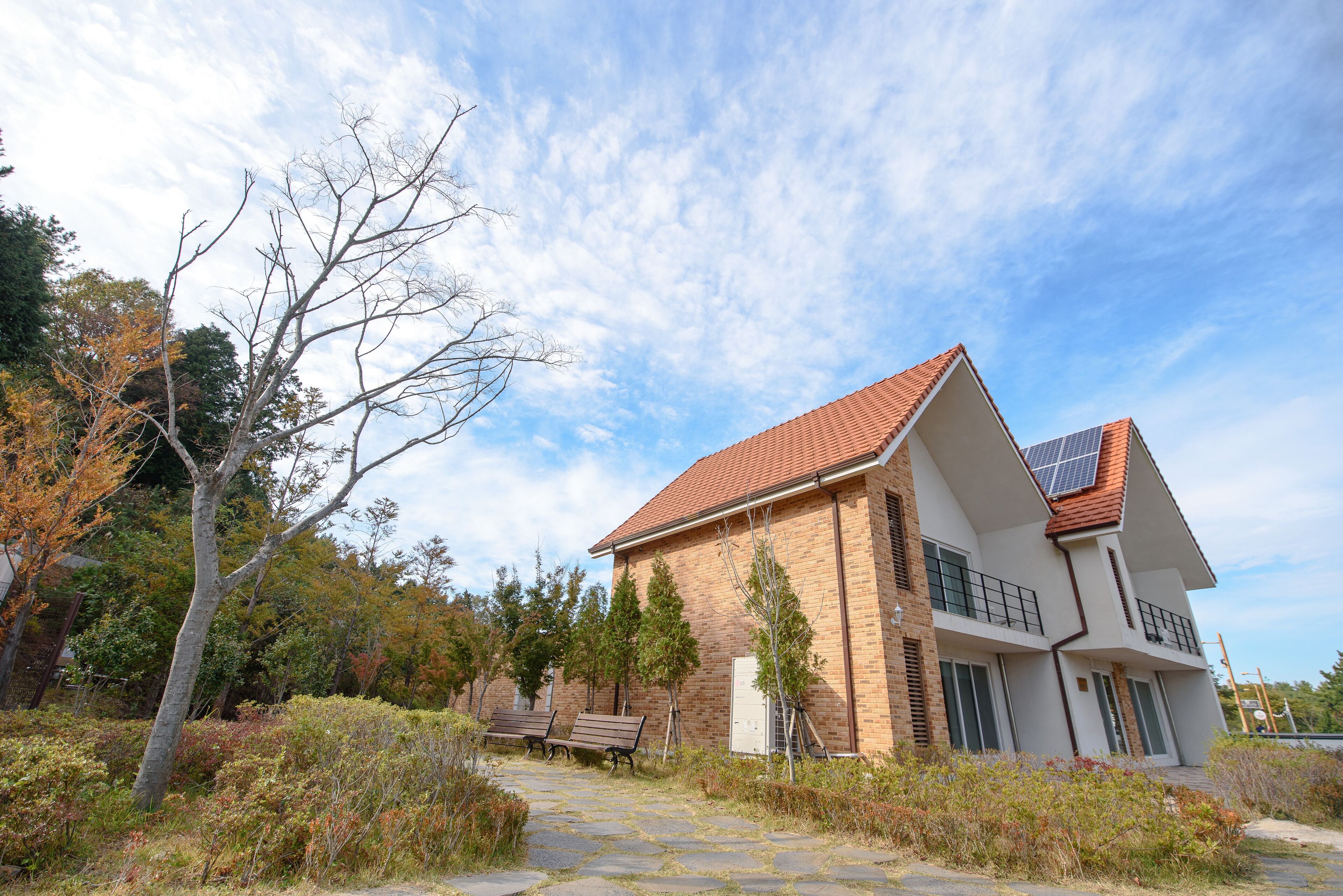 German Village Square Pension