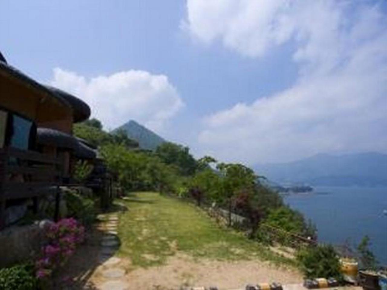 Honghyun Village