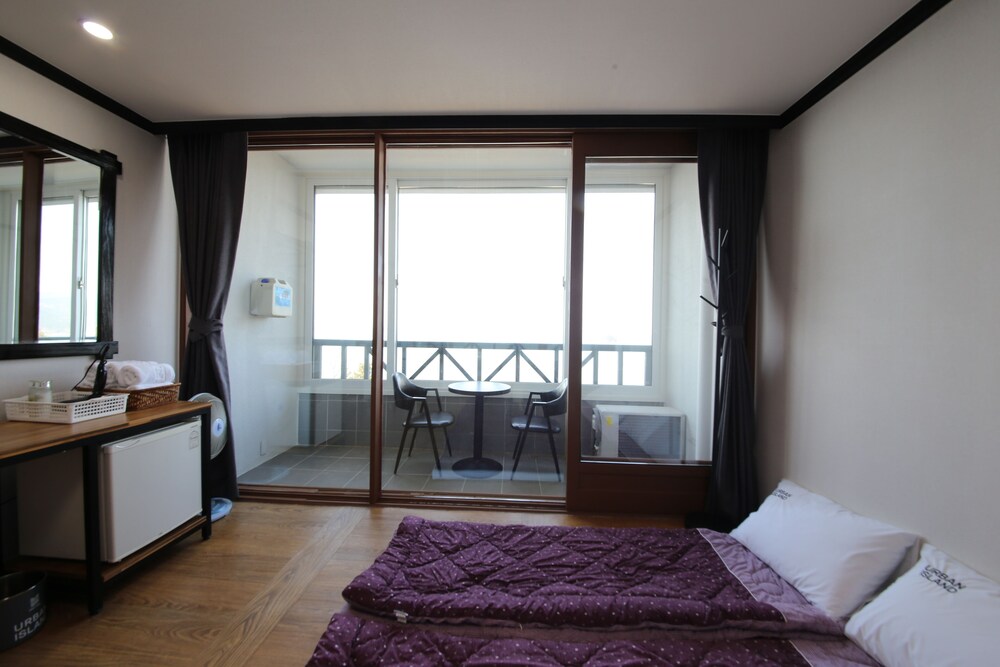 Hotel Urban Island
