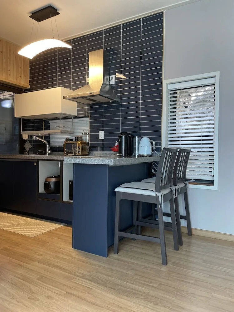 Lim Sea Side Poolvilla Pension