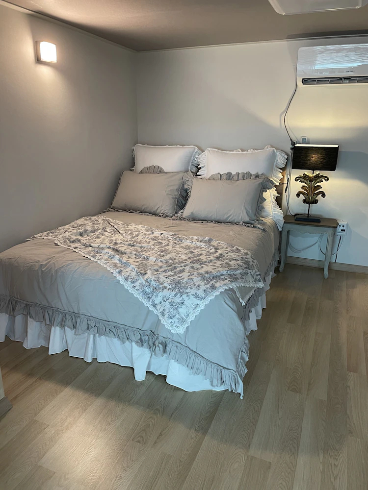 Lim Sea Side Poolvilla Pension