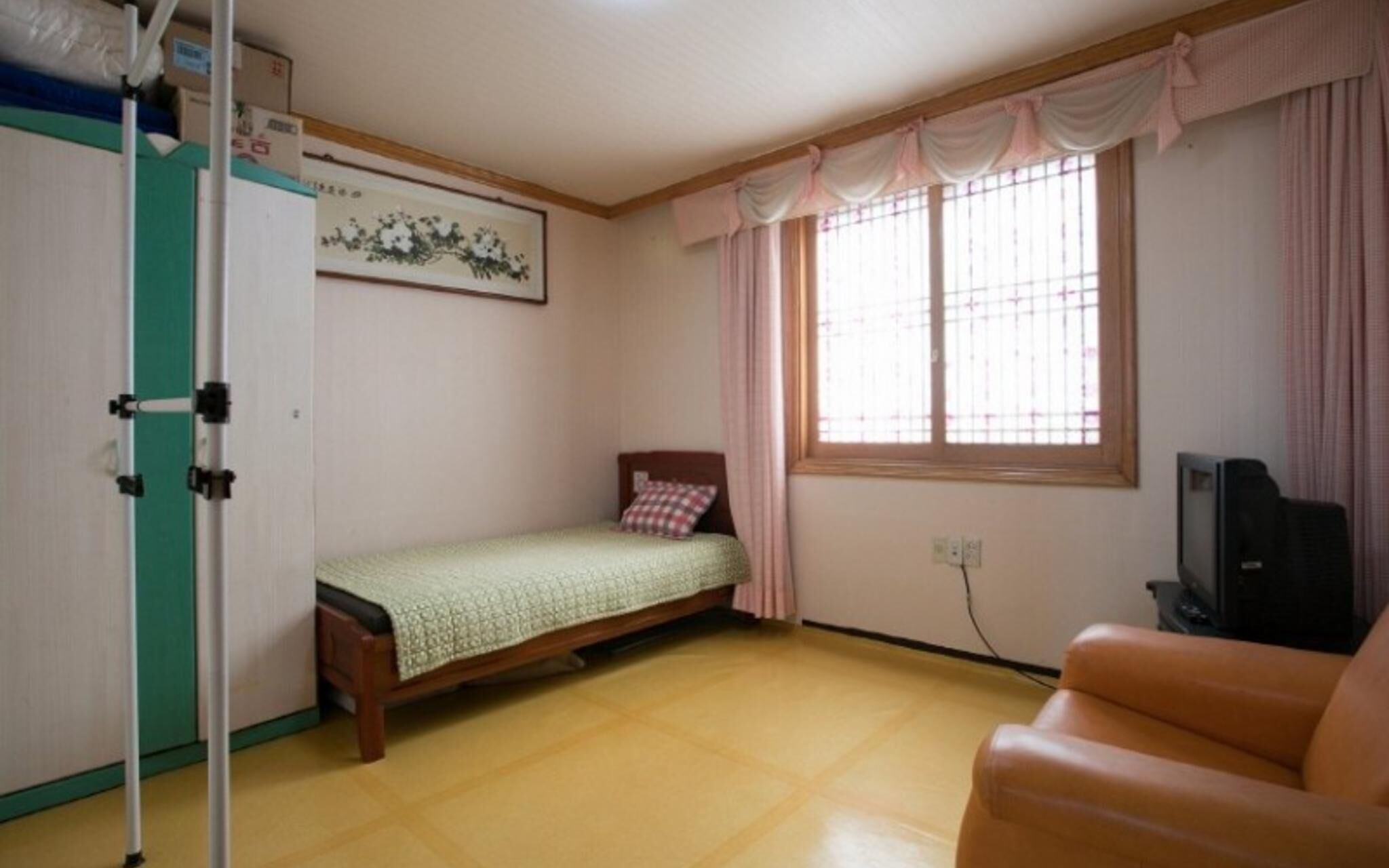 Namhae Badatga Byeoljang Pension