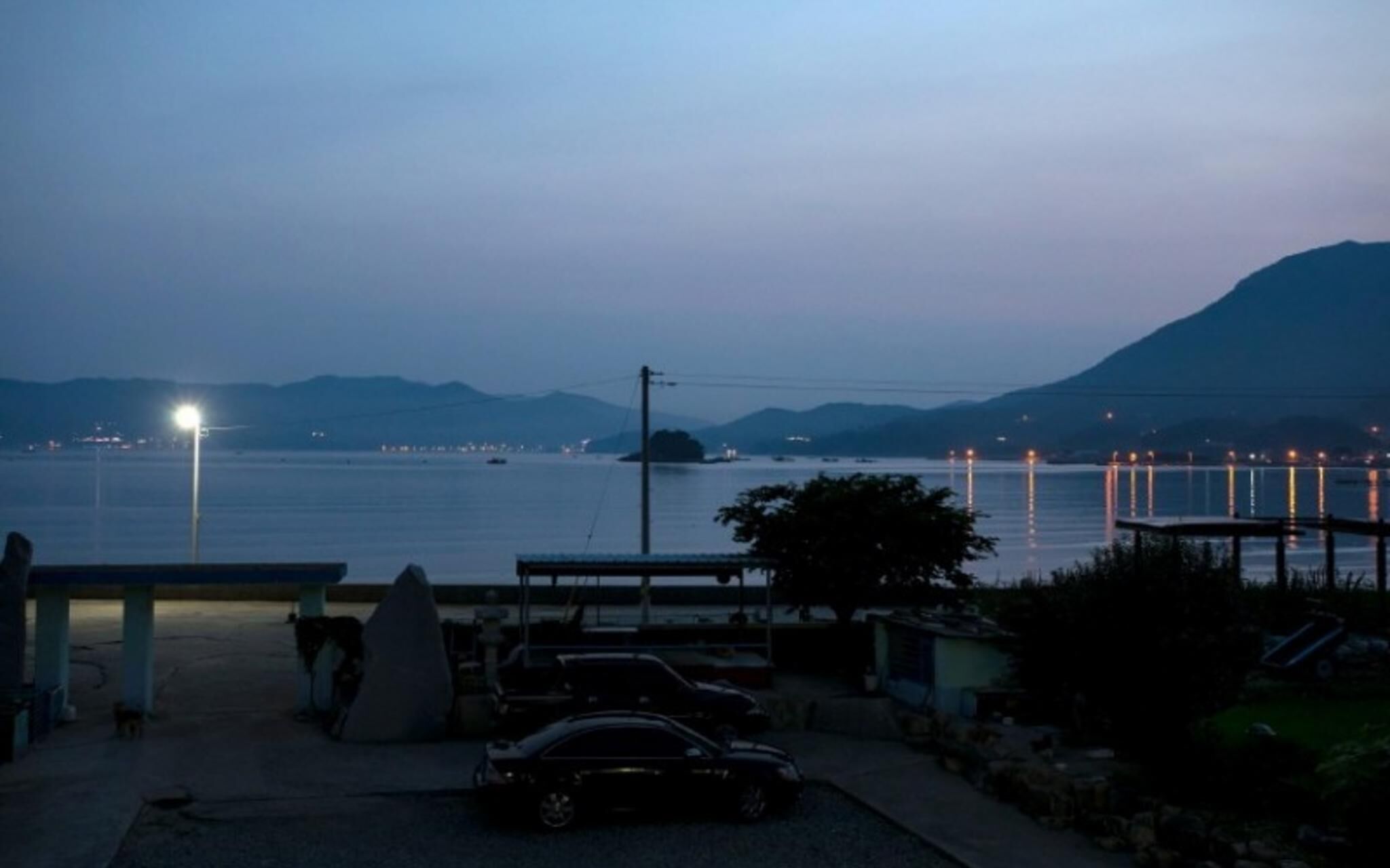 Namhae Badatga Byeoljang Pension