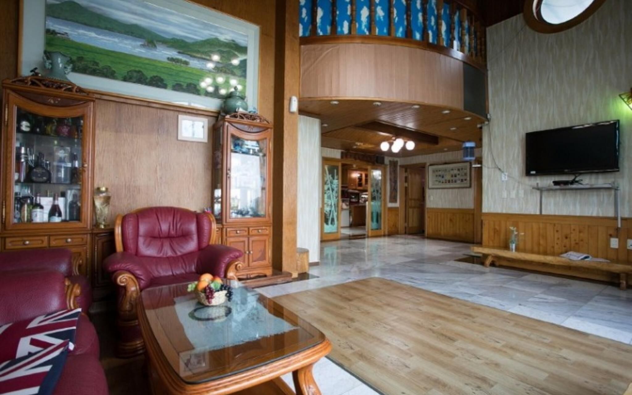 Namhae Badatga Byeoljang Pension