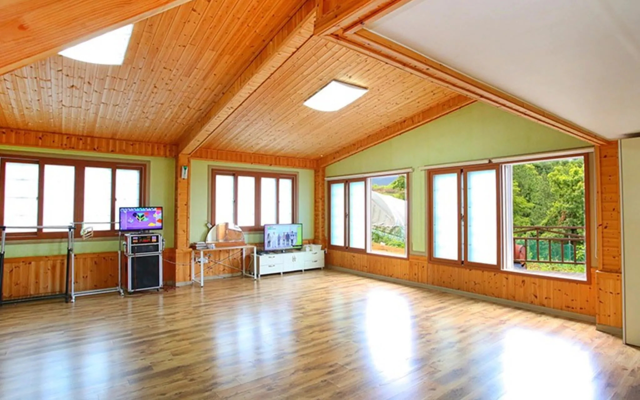 Namhae Baramkkot Pension