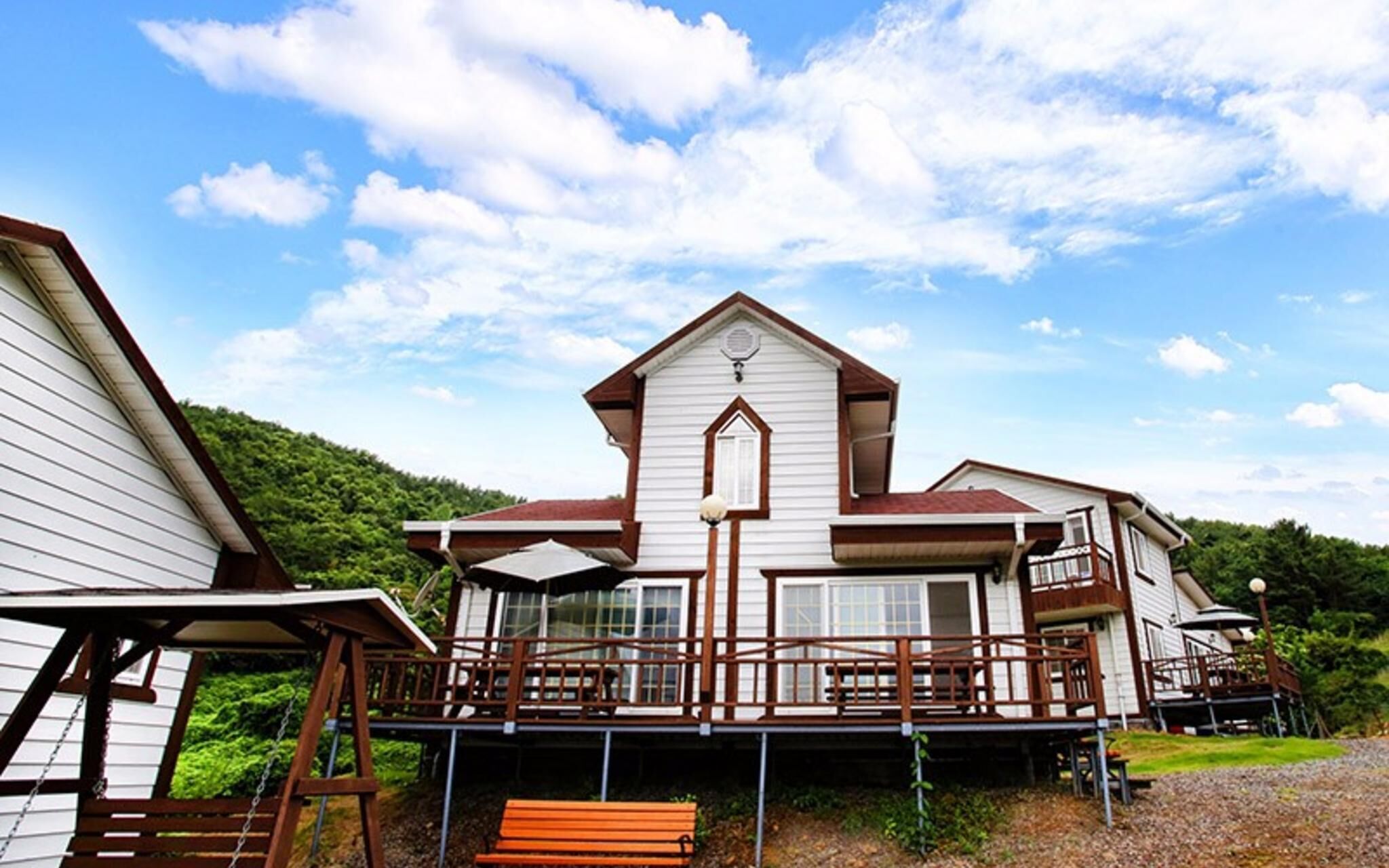 Namhae Baramkkot Pension