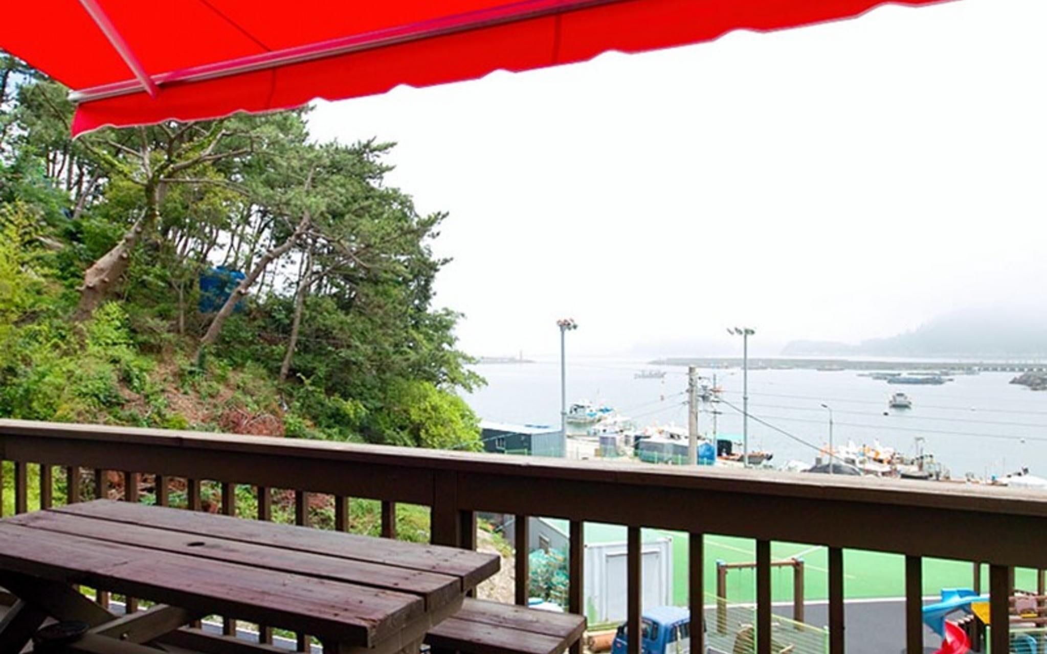 Namhae Blue Bird Pension