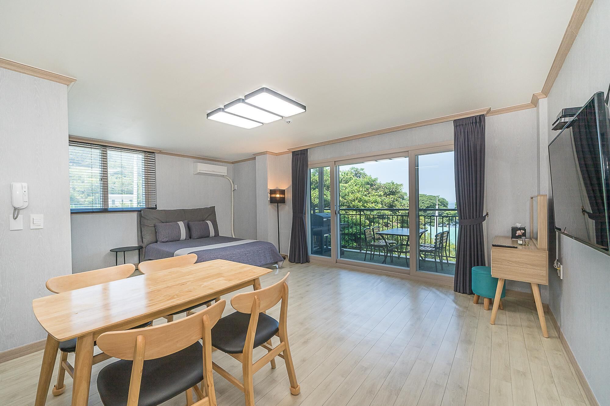 Namhae Byeoldamda Pension