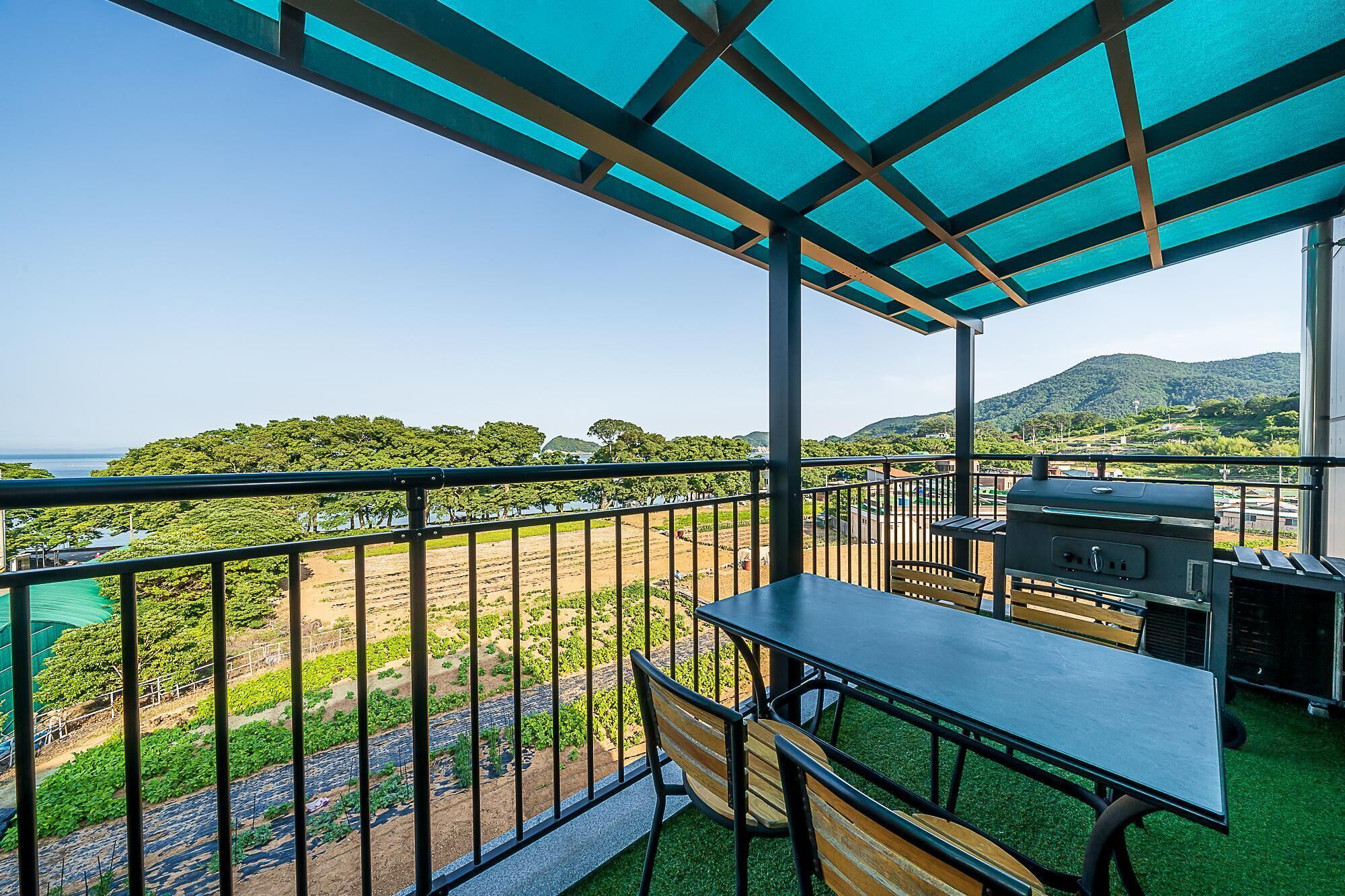 Namhae Byeoldamda Pension