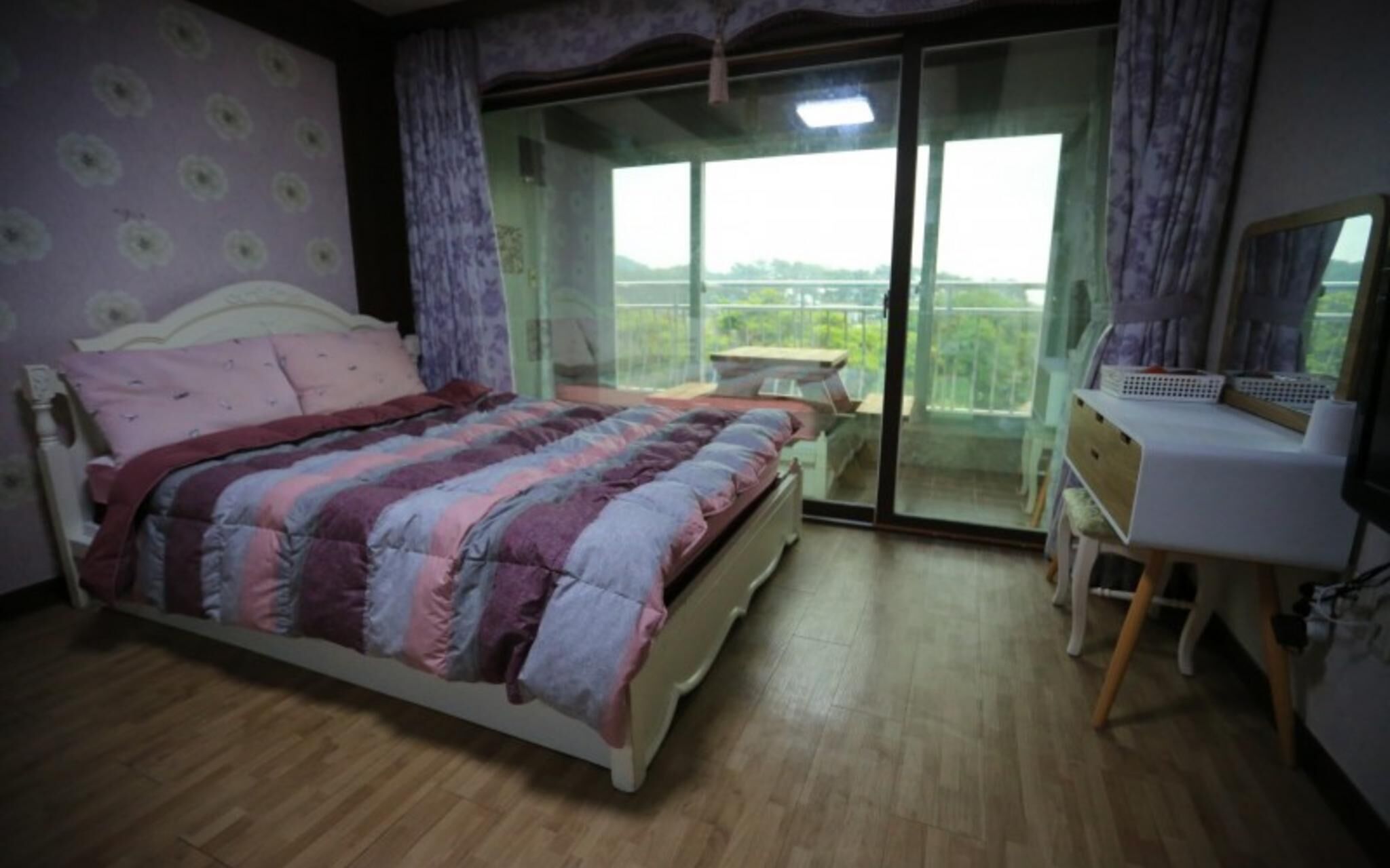 Namhae Enmorae Pension