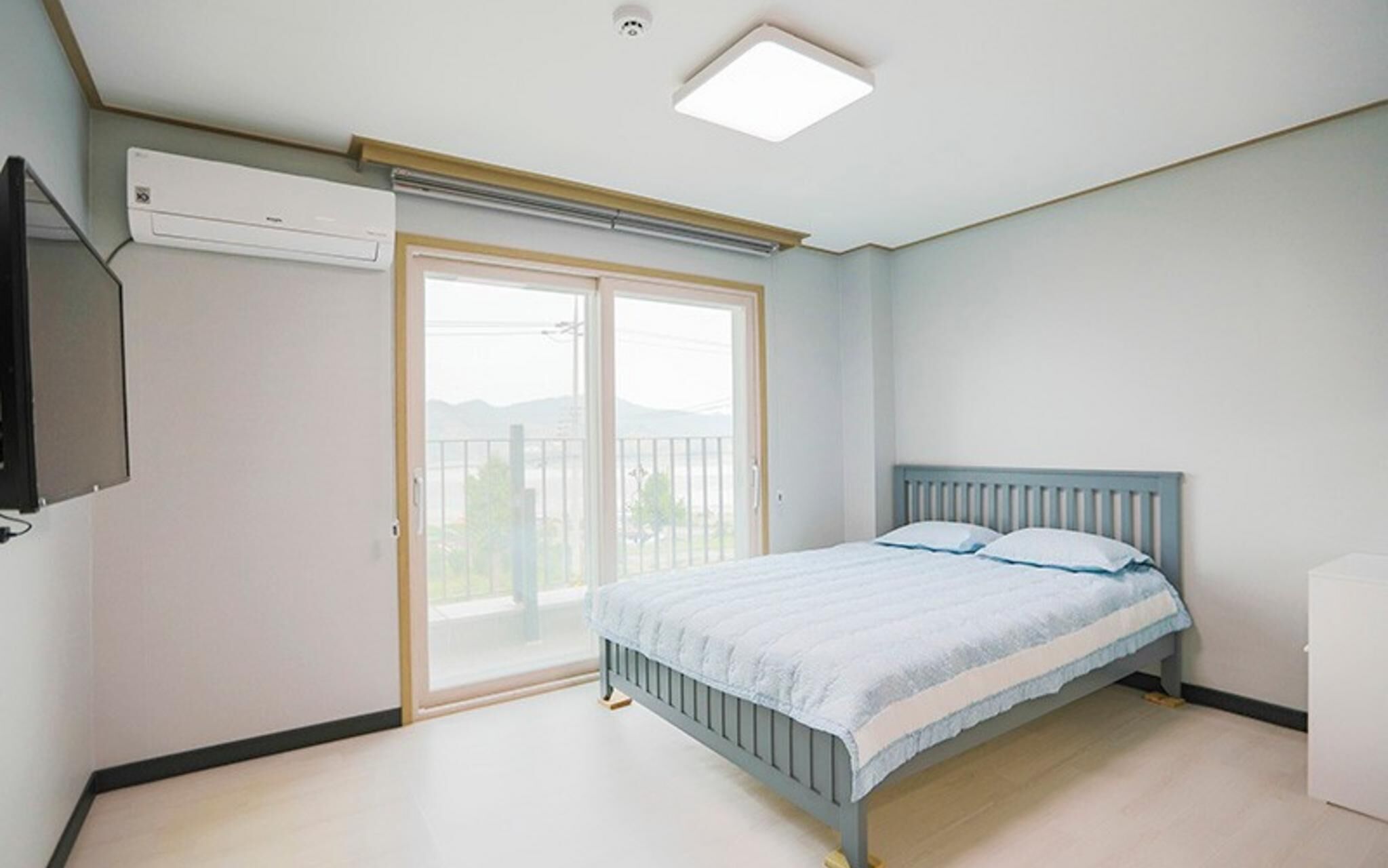Namhae Gonige Pension