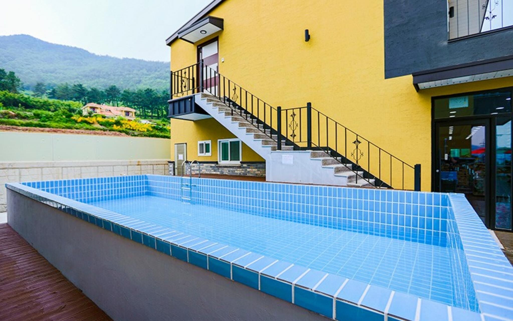 Namhae Gonige Pension