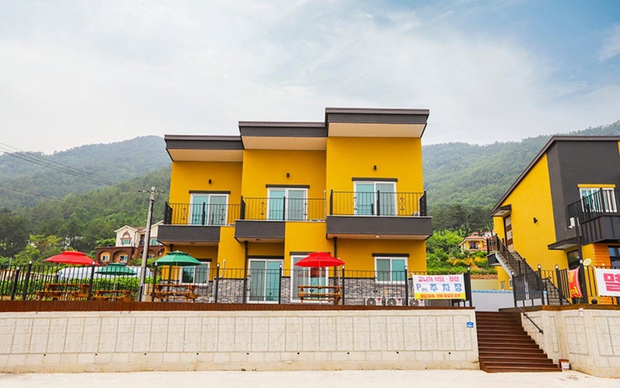 Namhae Gonige Pension